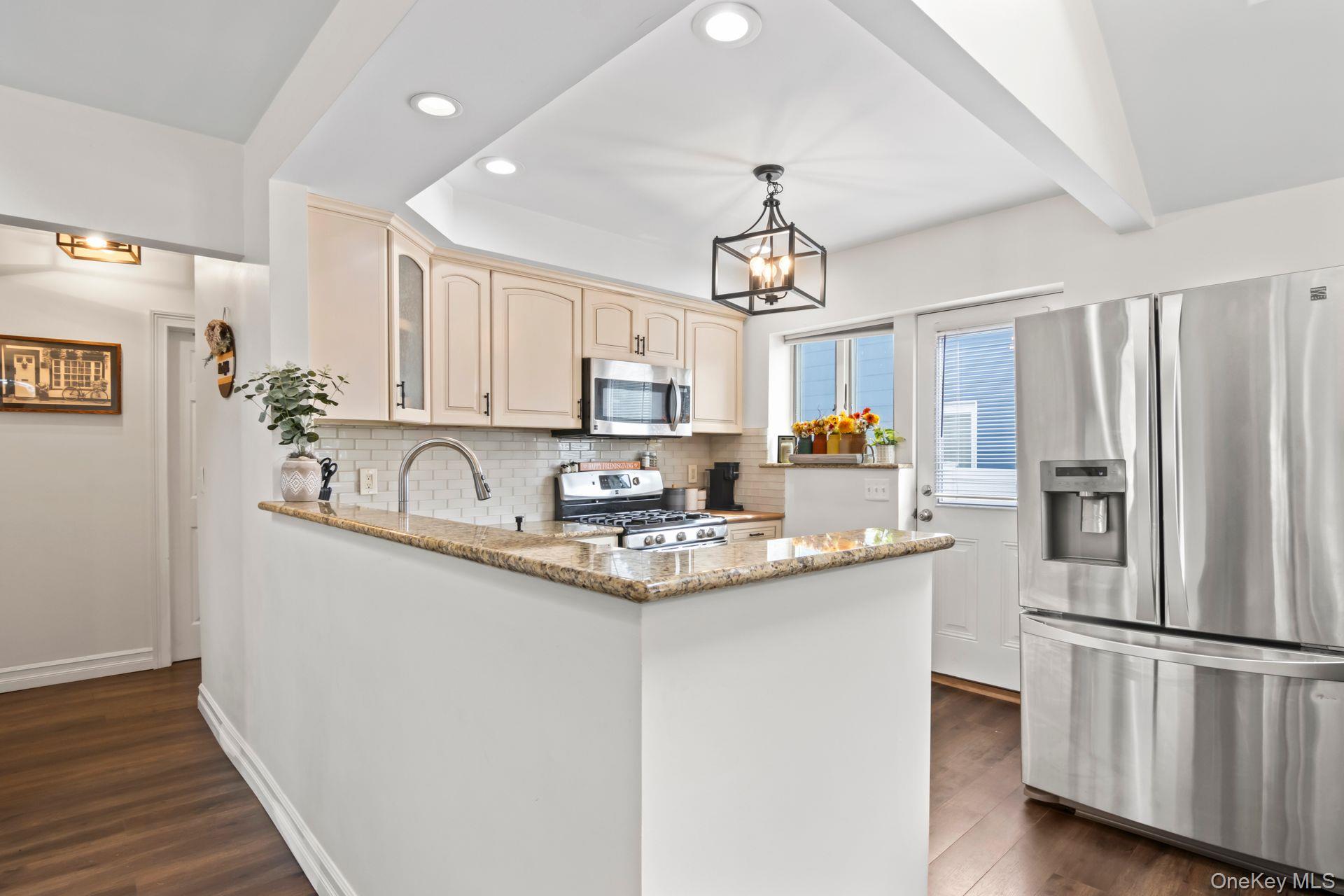 63 Division Avenue, Blue Point, NY 11715