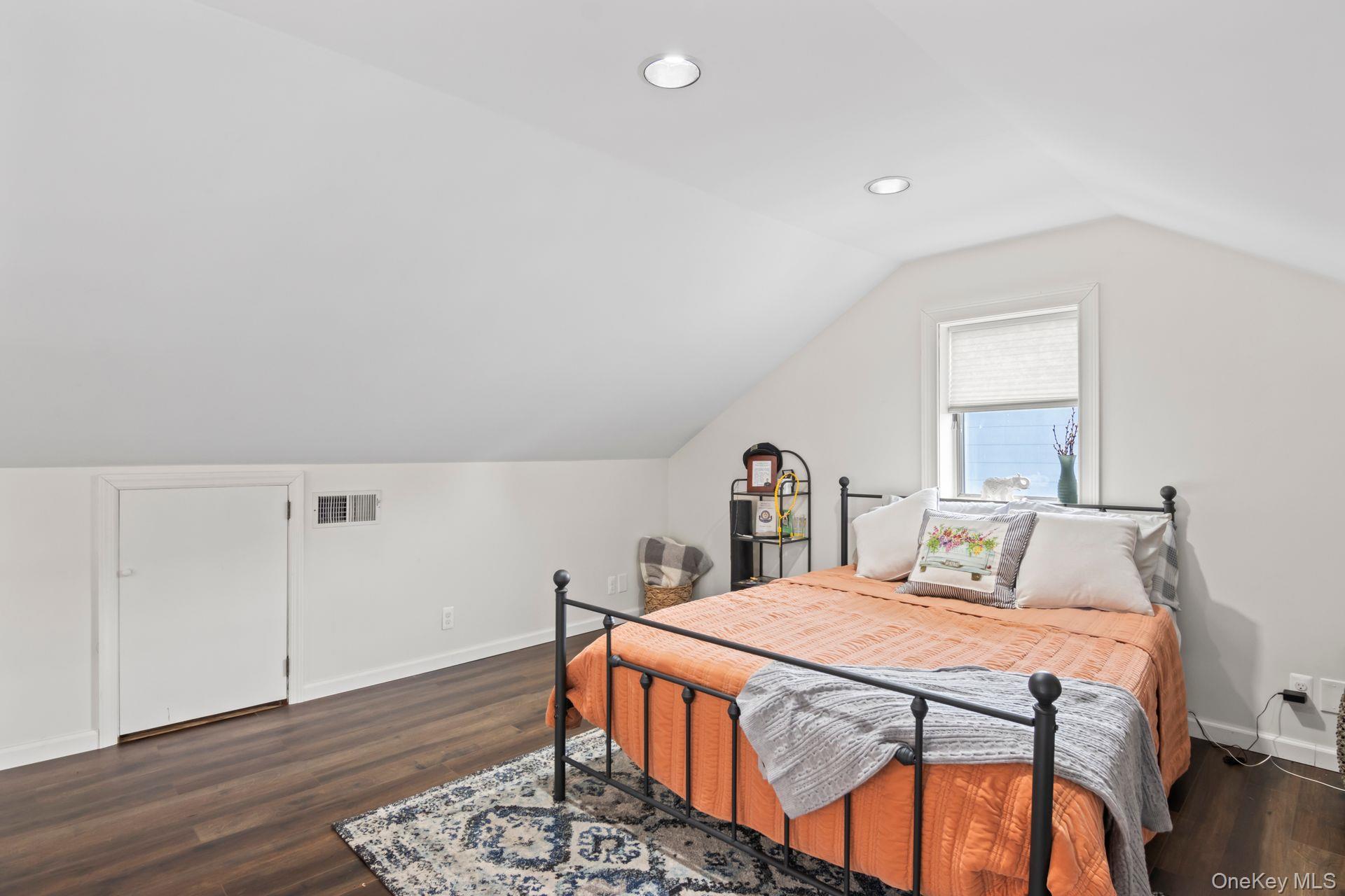 63 Division Avenue, Blue Point, NY 11715