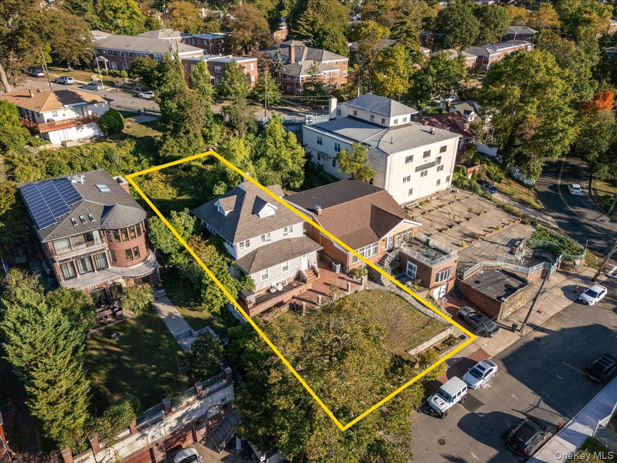 19633 Foothill Avenue, Holliswood, NY 11423