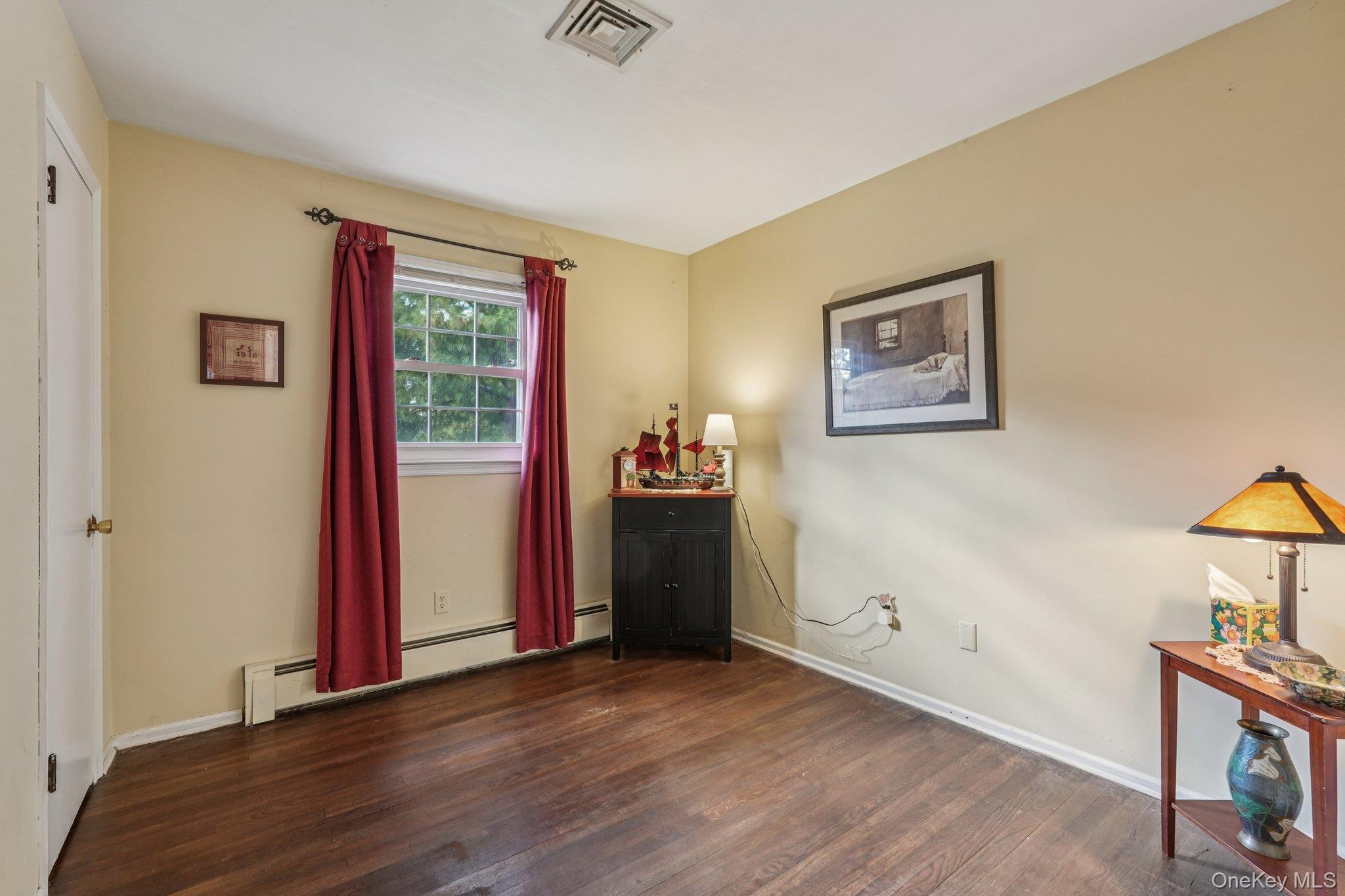 10 Glen Court, Congers, NY 10920