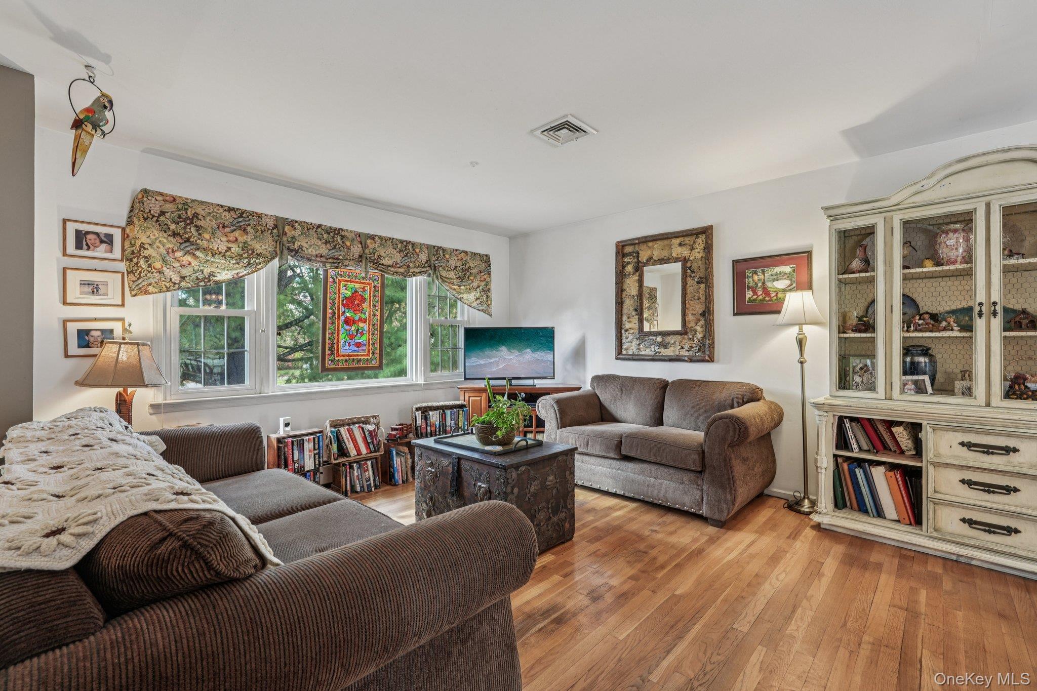 10 Glen Court, Congers, NY 10920