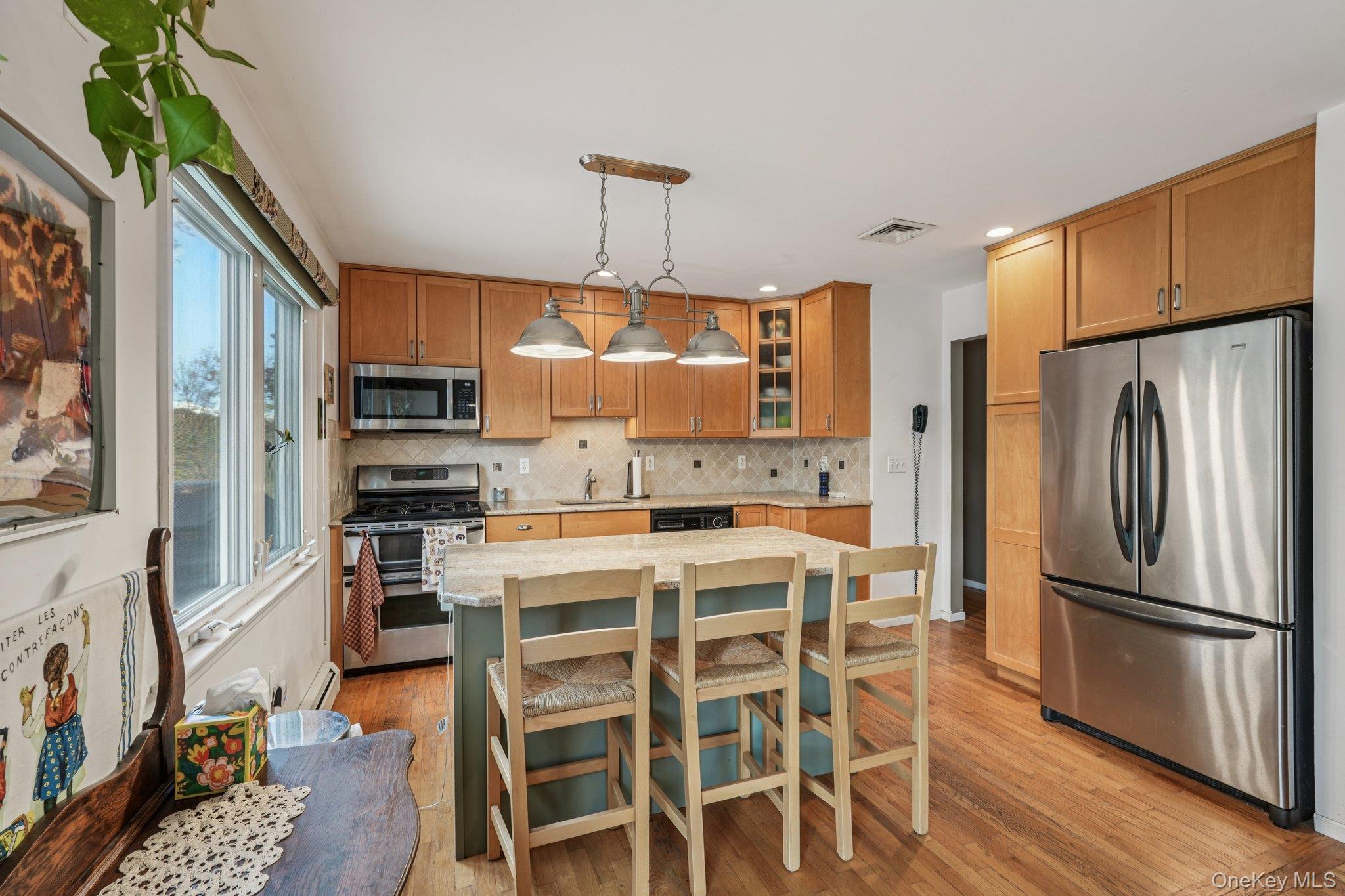 10 Glen Court, Congers, NY 10920