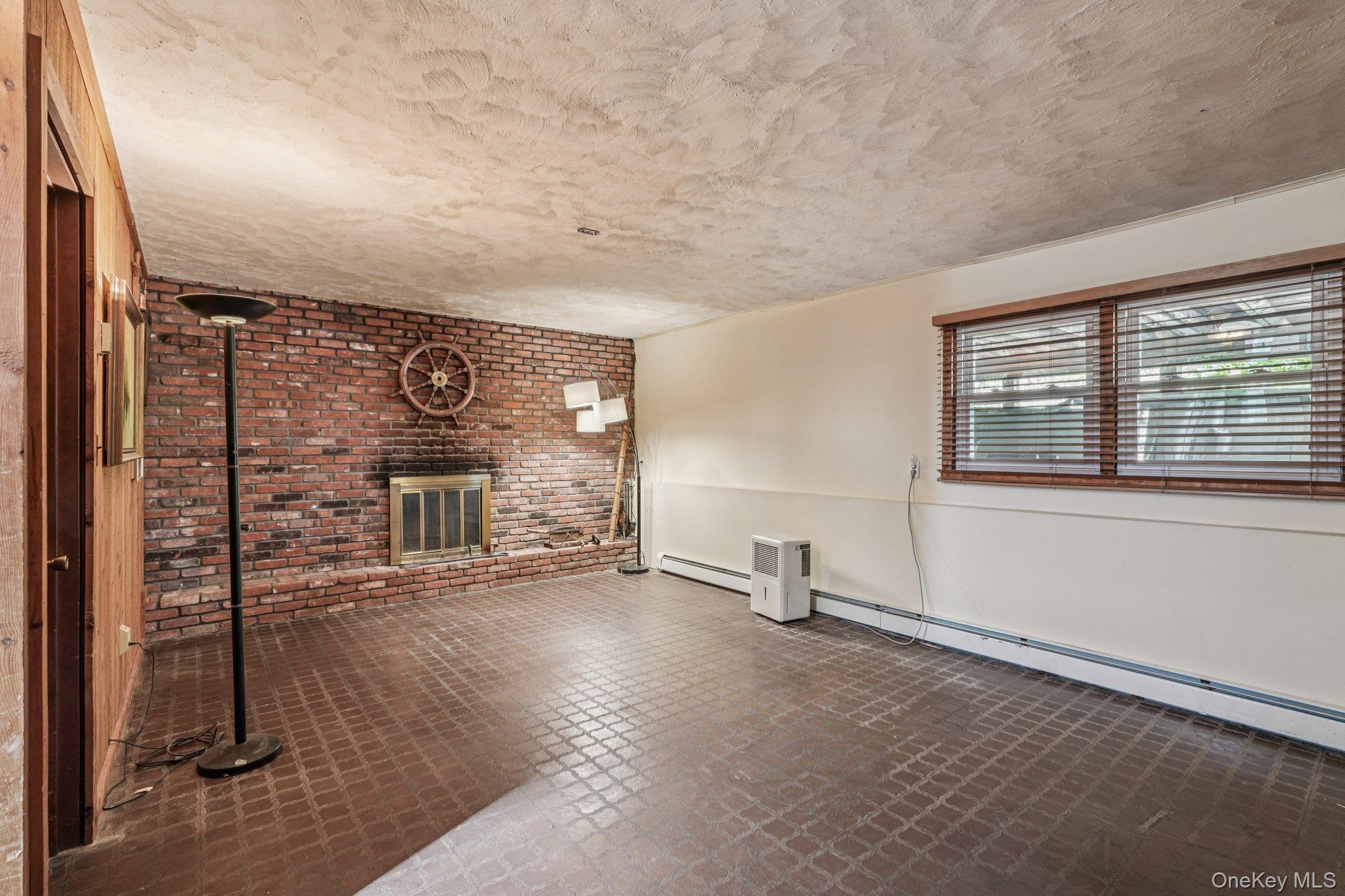 10 Glen Court, Congers, NY 10920