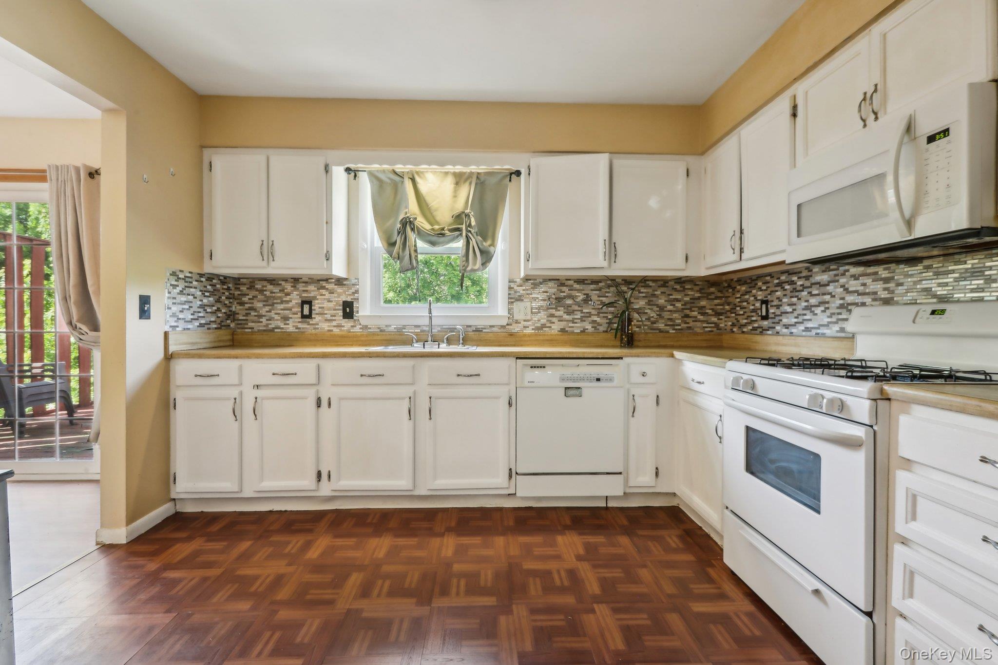 76 Creamery Drive, New Windsor, NY 12553