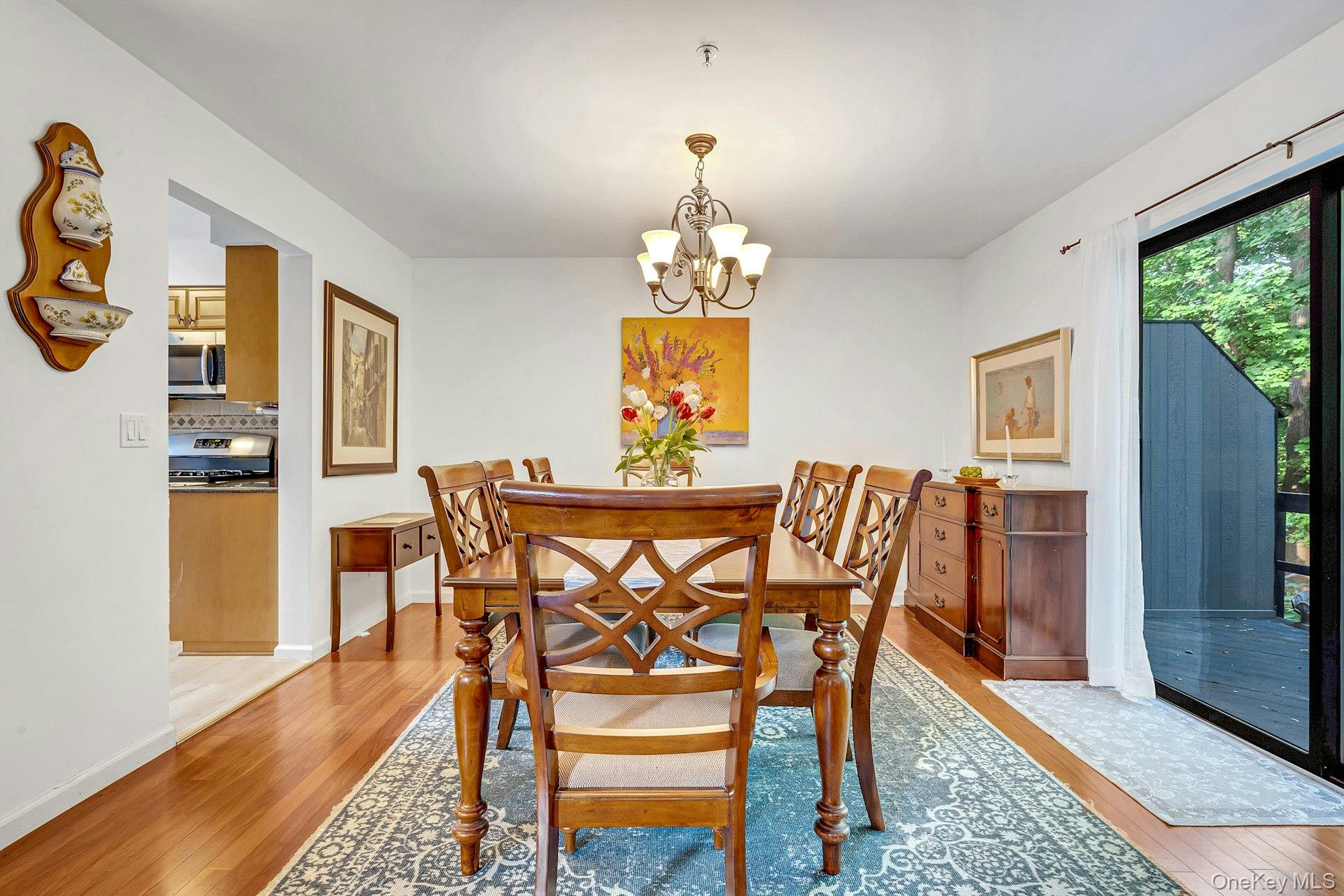 193 Stone Oaks Drive, Hartsdale, NY 10530