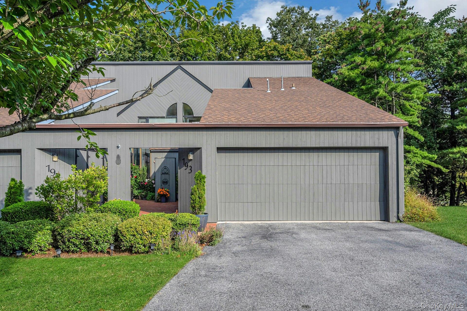 193 Stone Oaks Drive, Hartsdale, NY 10530