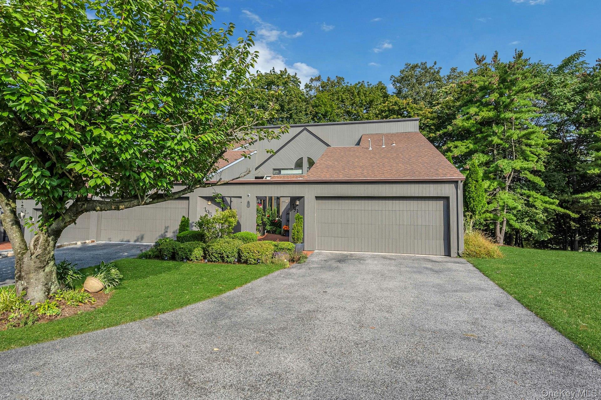 193 Stone Oaks Drive, Hartsdale, NY 10530