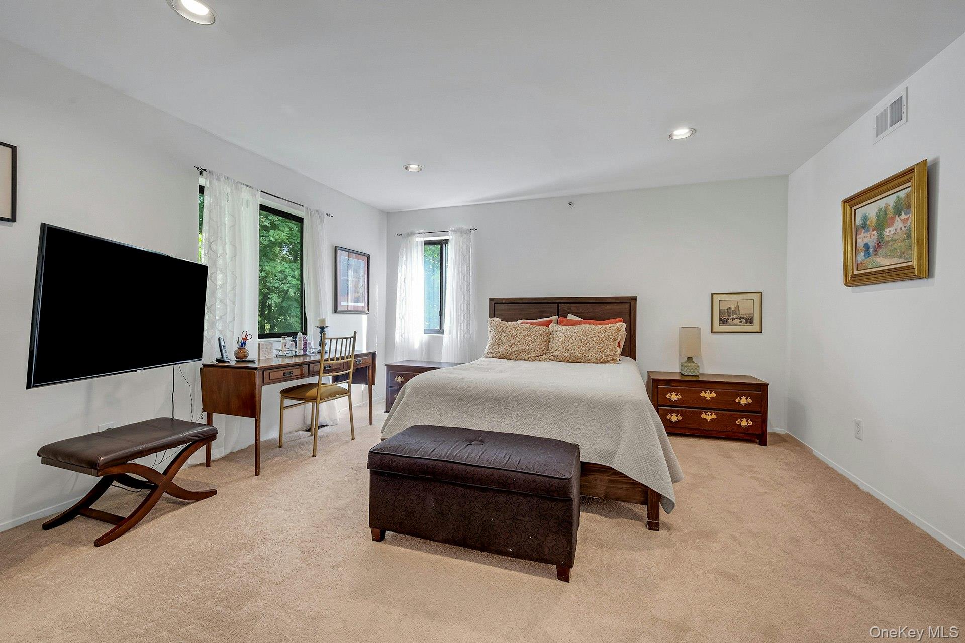 193 Stone Oaks Drive, Hartsdale, NY 10530