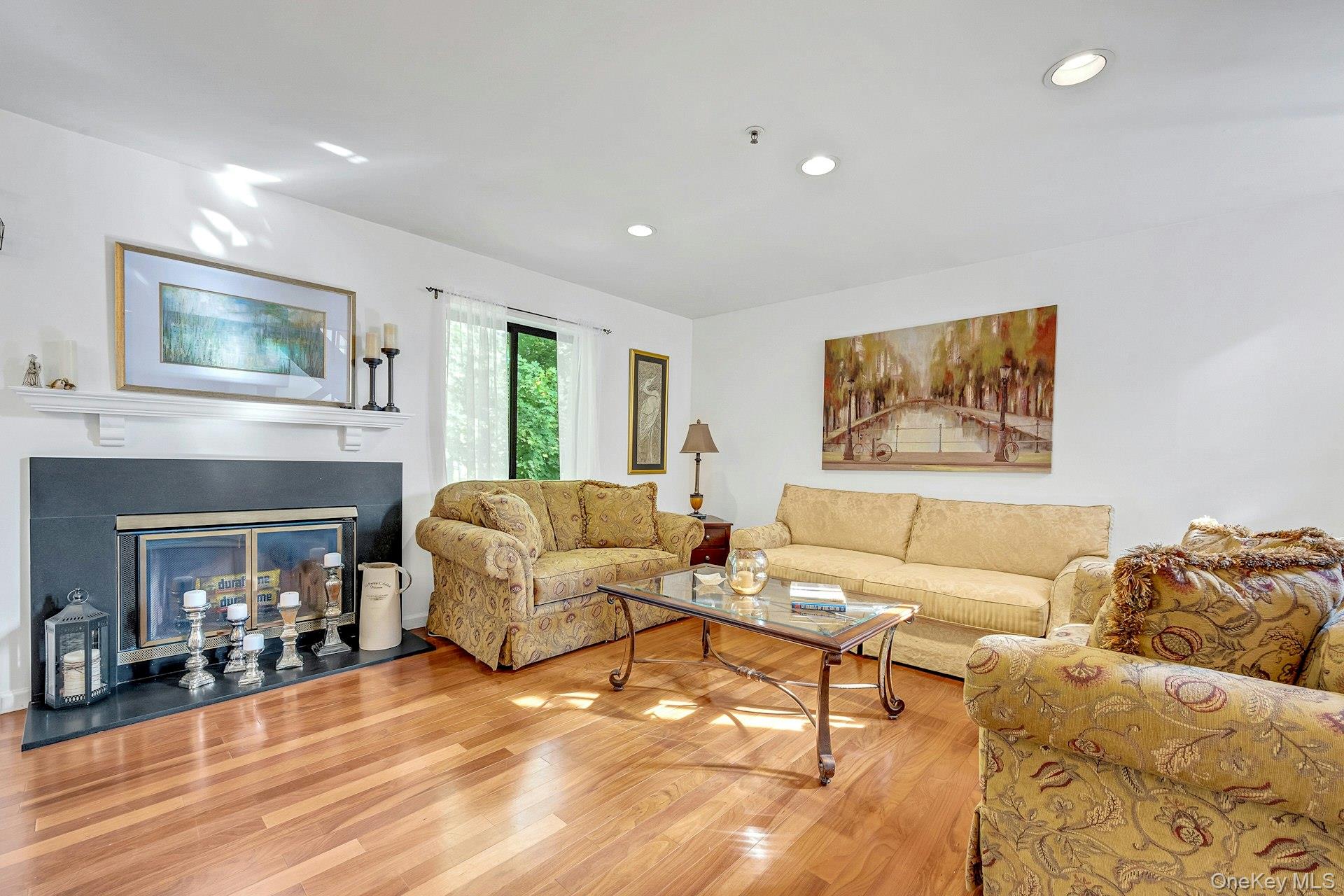 193 Stone Oaks Drive, Hartsdale, NY 10530