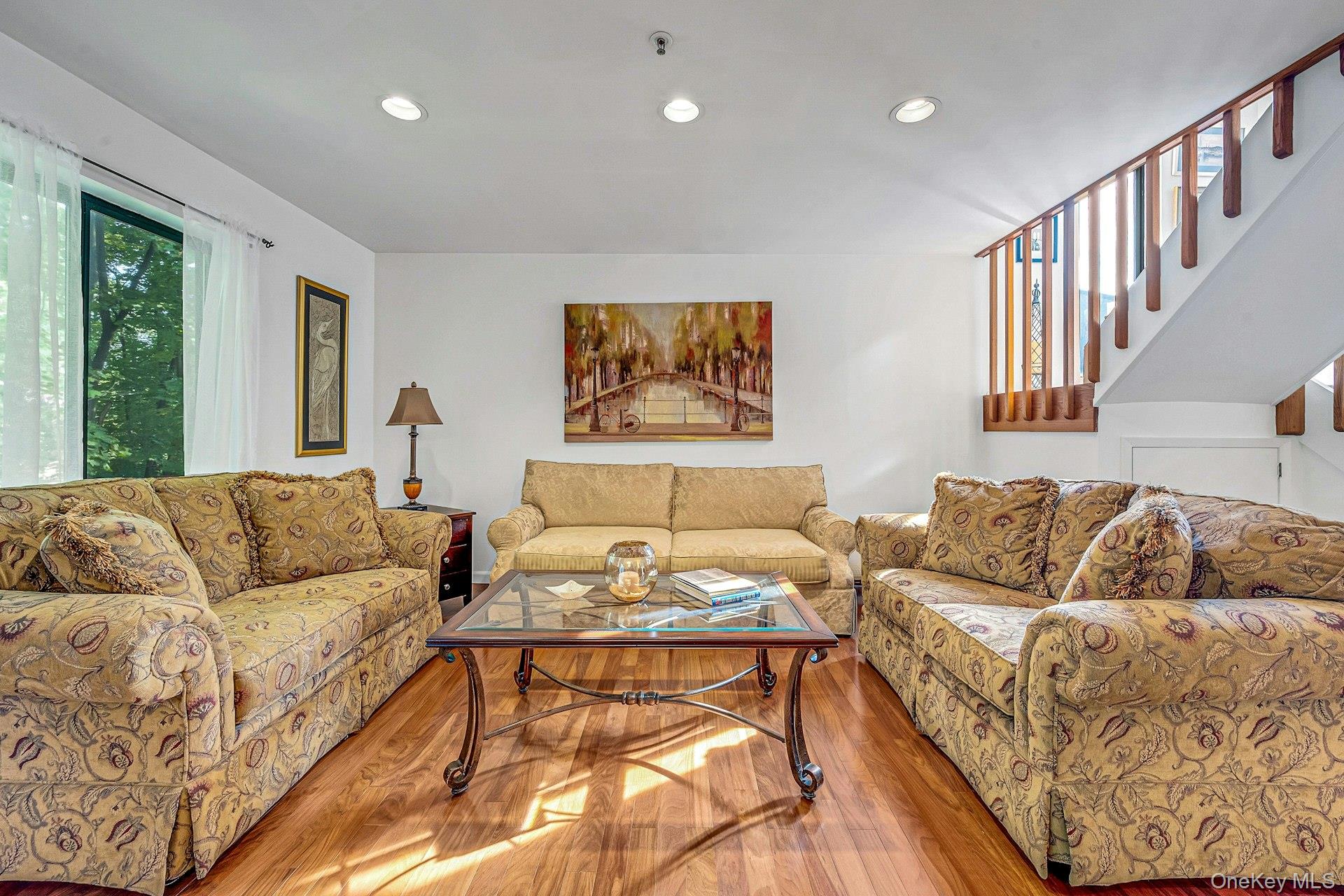 193 Stone Oaks Drive, Hartsdale, NY 10530