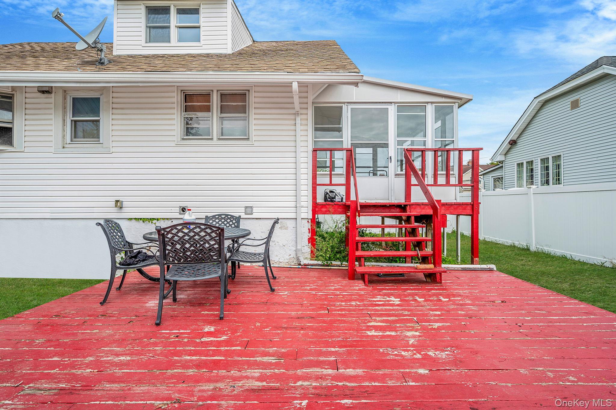 55 Moore Avenue, Oceanside, NY 11572