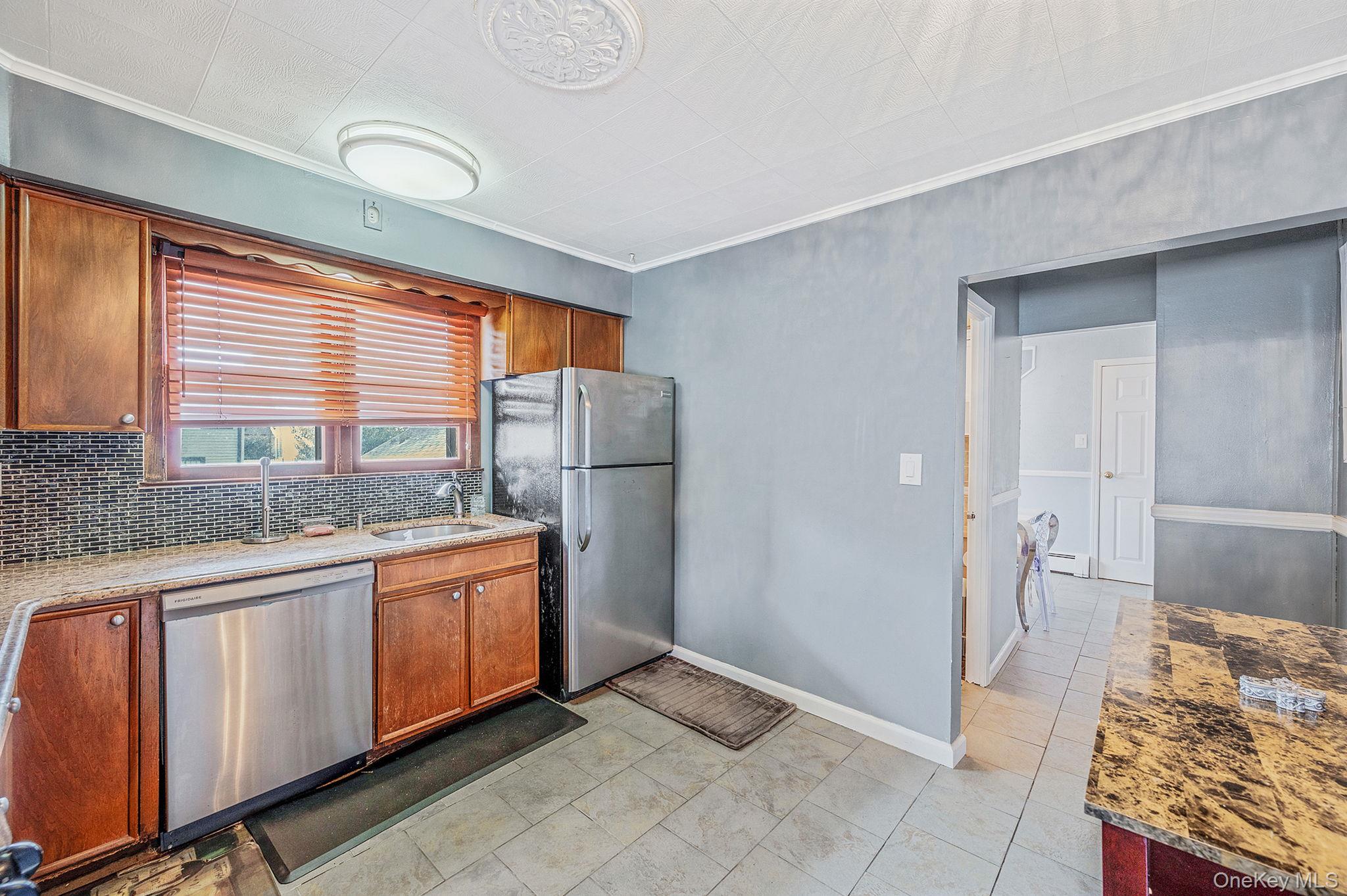 55 Moore Avenue, Oceanside, NY 11572