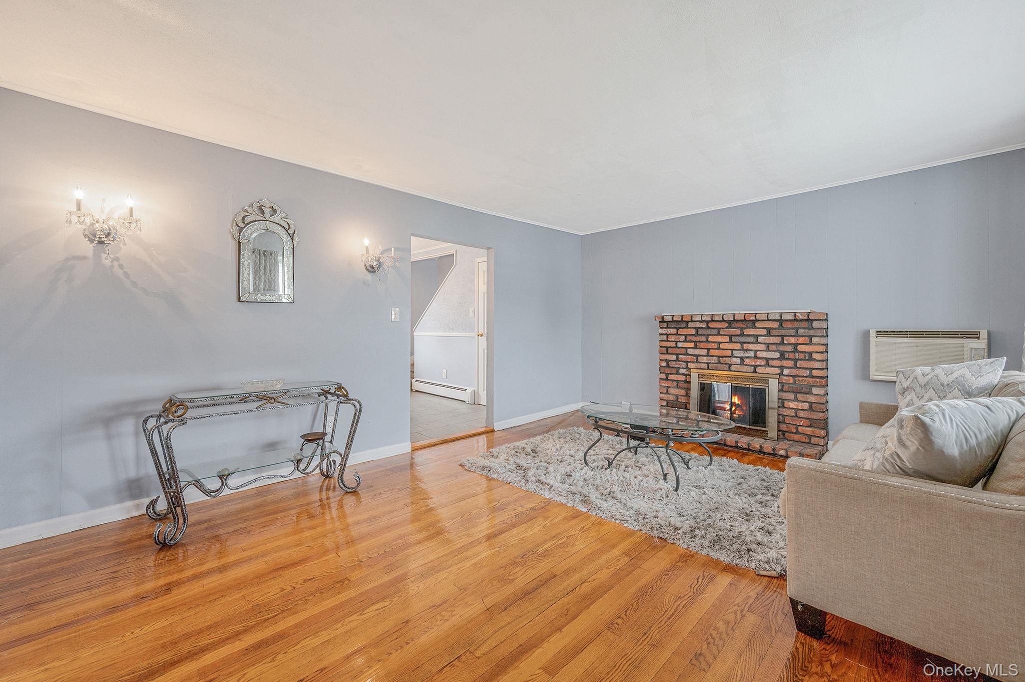 55 Moore Avenue, Oceanside, NY 11572