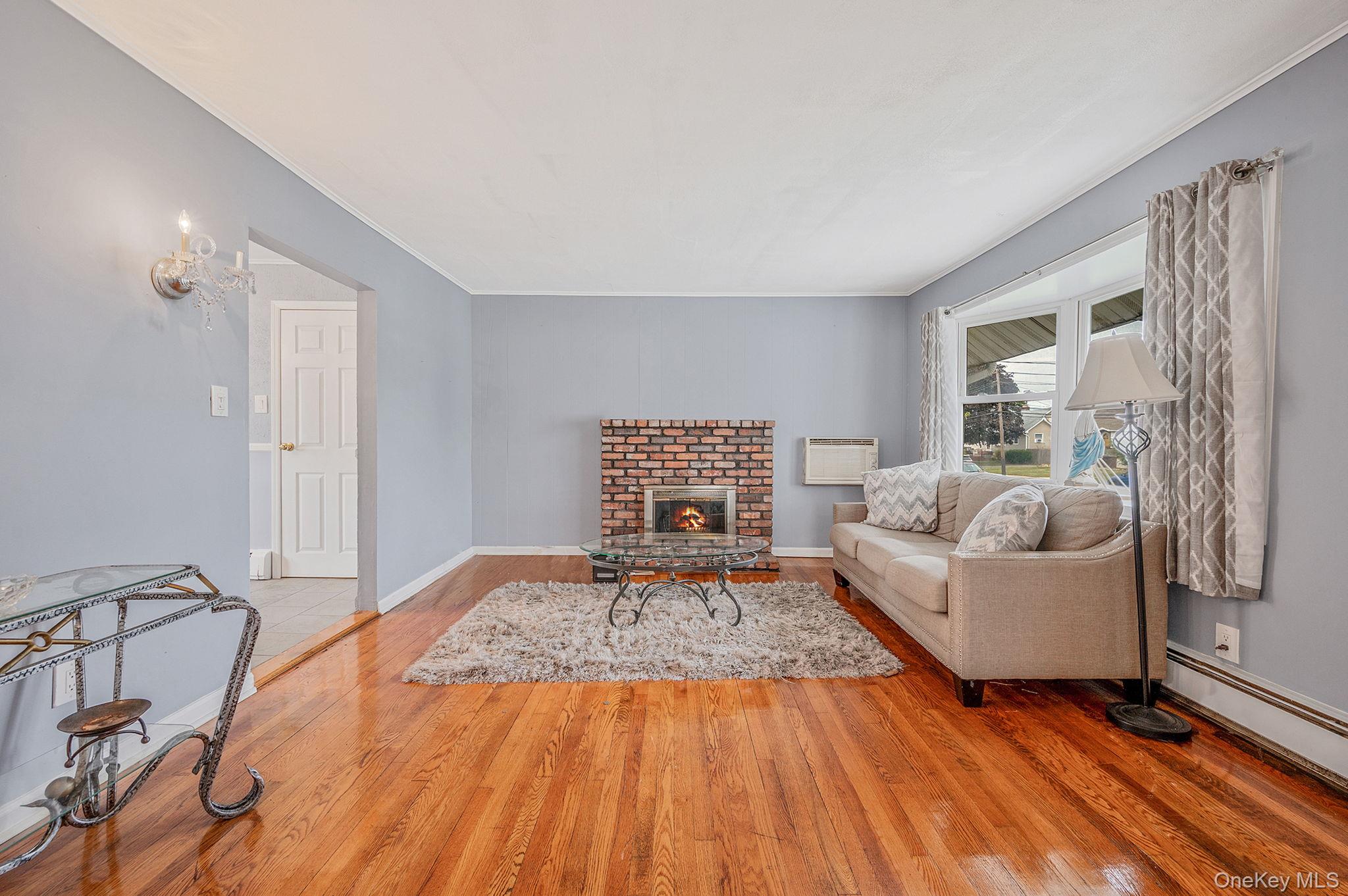 55 Moore Avenue, Oceanside, NY 11572