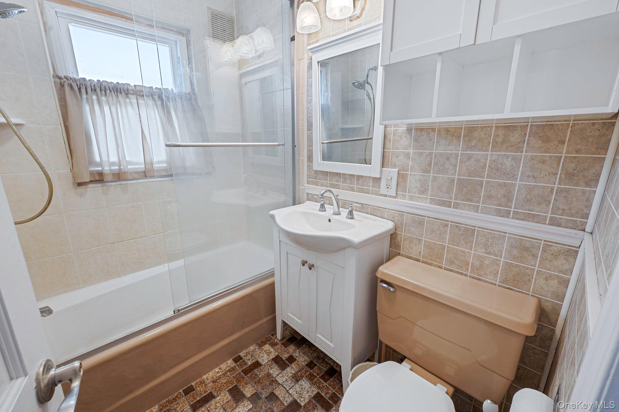 55 Moore Avenue, Oceanside, NY 11572