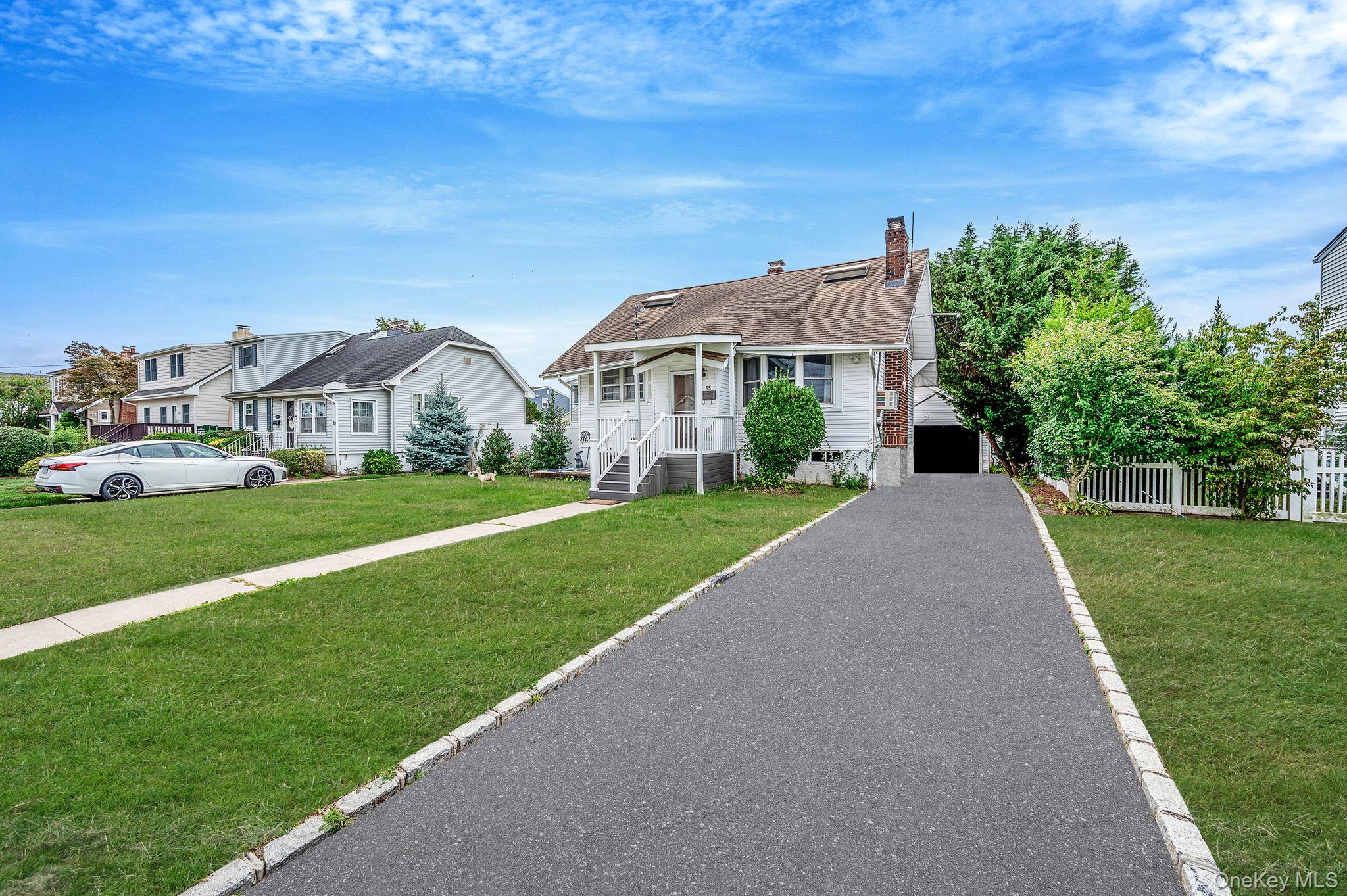 55 Moore Avenue, Oceanside, NY 11572