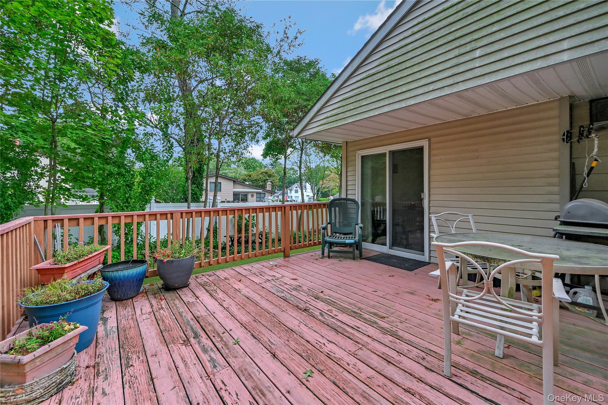 11 Fox Lane, Shoreham, NY 11786