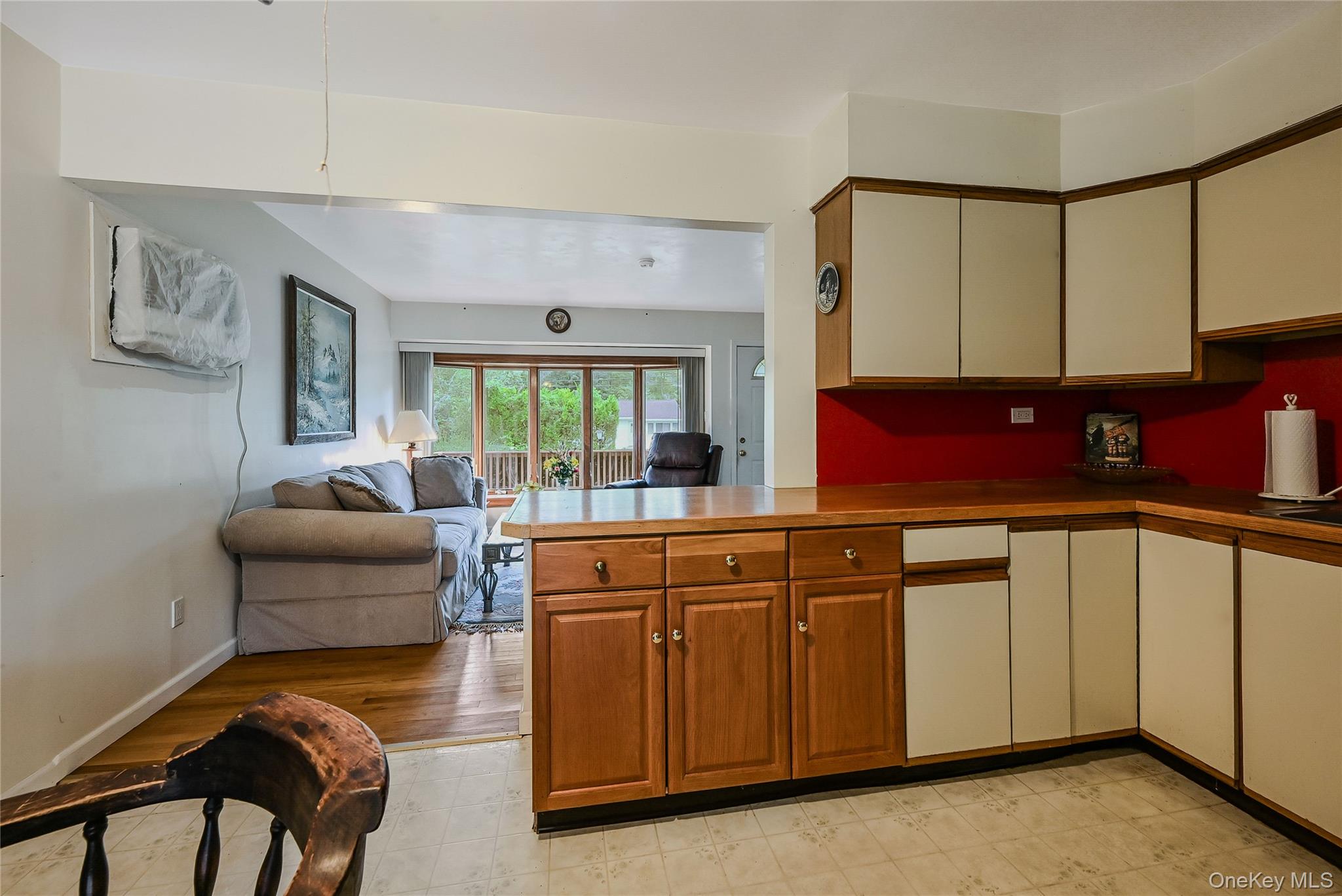 11 Fox Lane, Shoreham, NY 11786