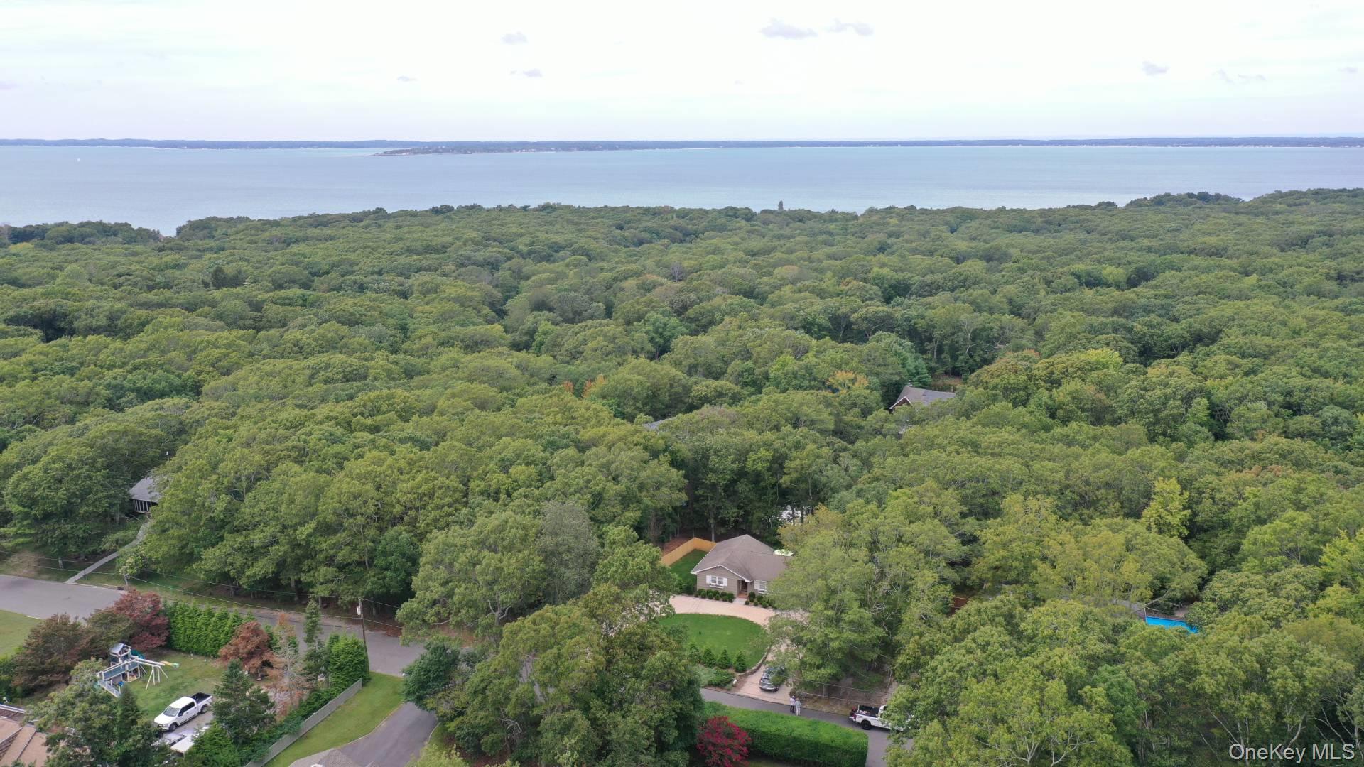 40 Highlands Drive, Southampton, NY 11968