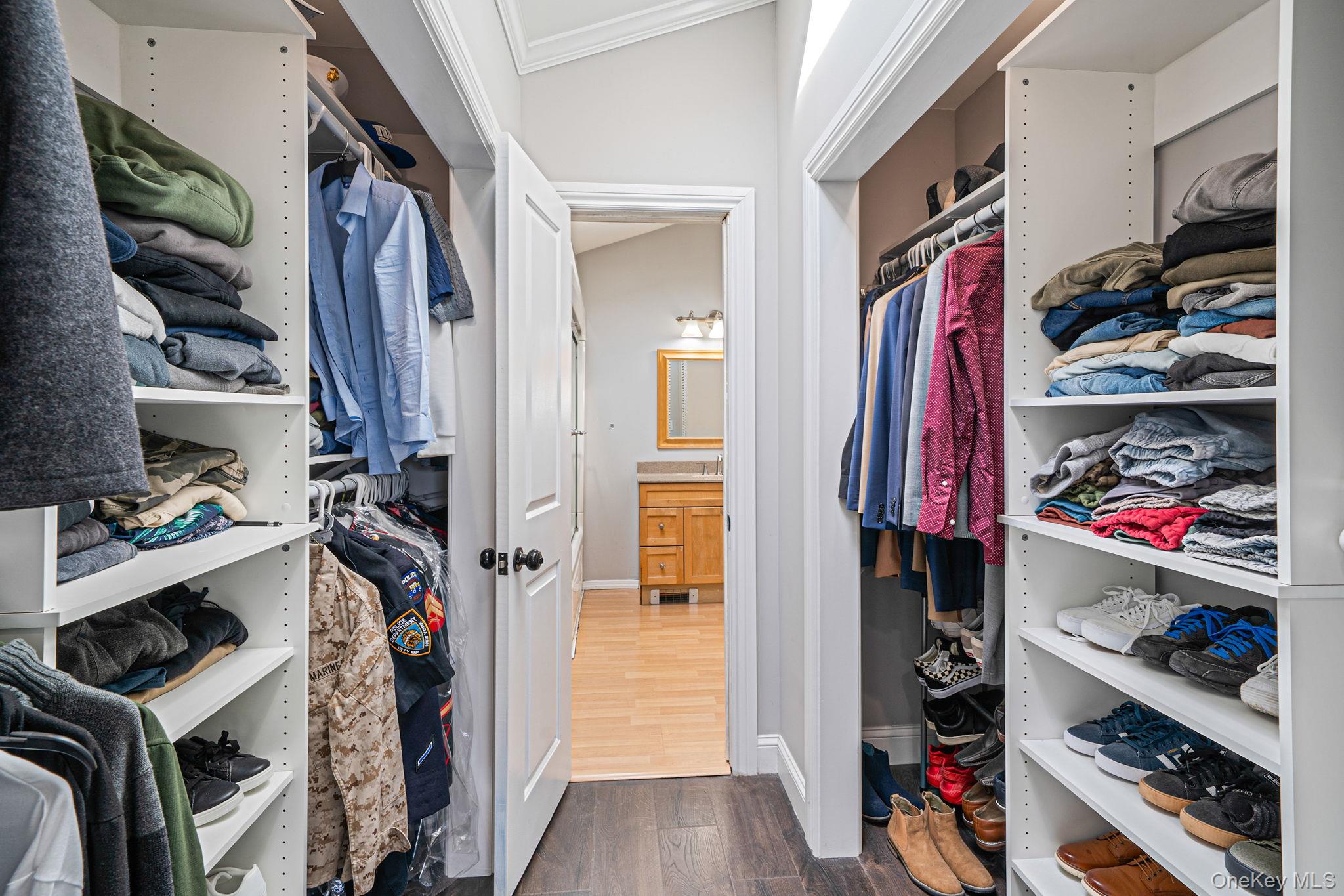 20 Janet Street, Port Jefferson Station, NY 11776