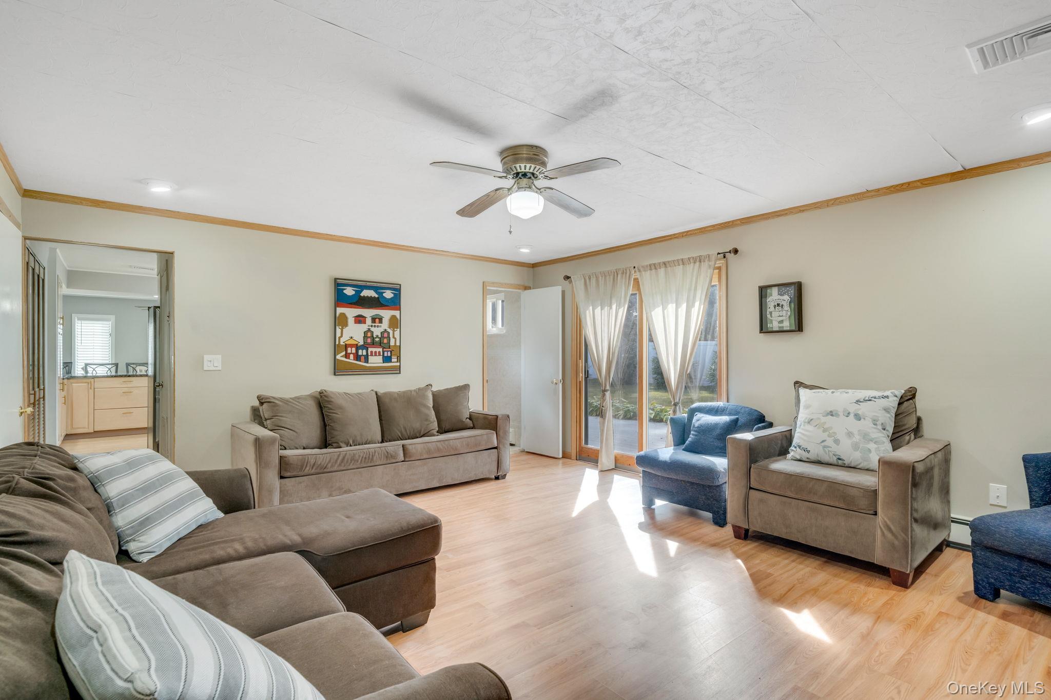 20 Janet Street, Port Jefferson Station, NY 11776