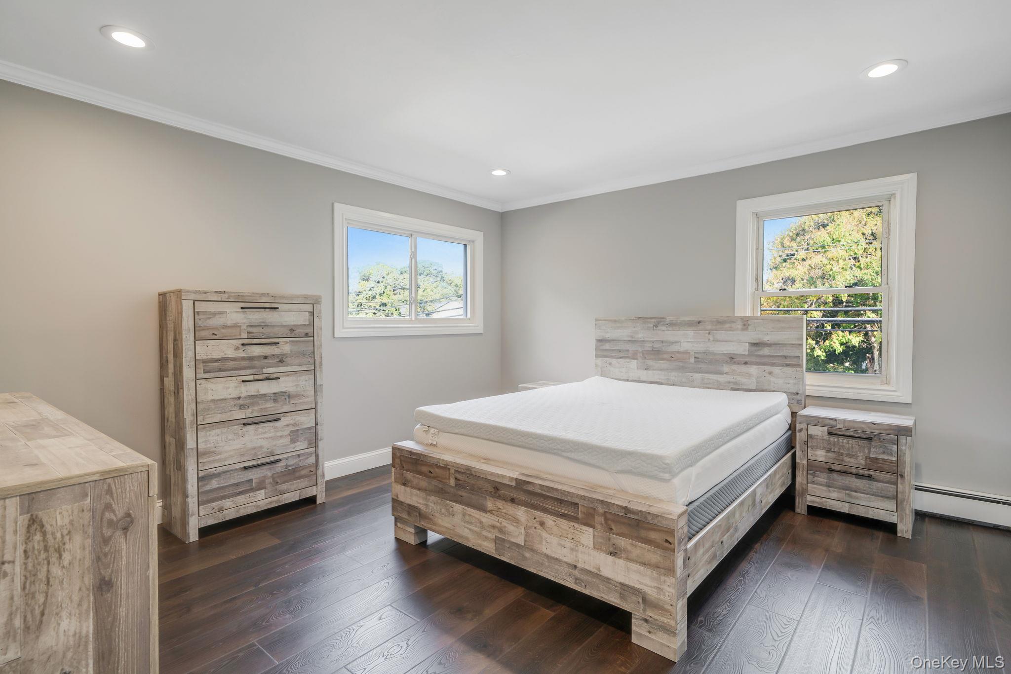 20 Janet Street, Port Jefferson Station, NY 11776