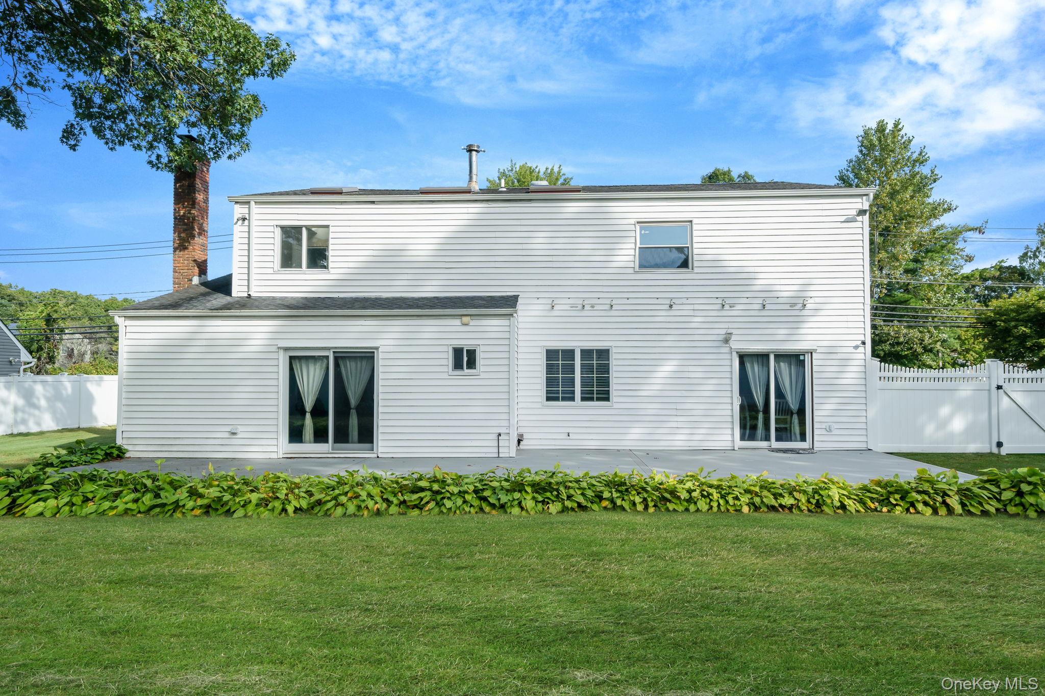 20 Janet Street, Port Jefferson Station, NY 11776