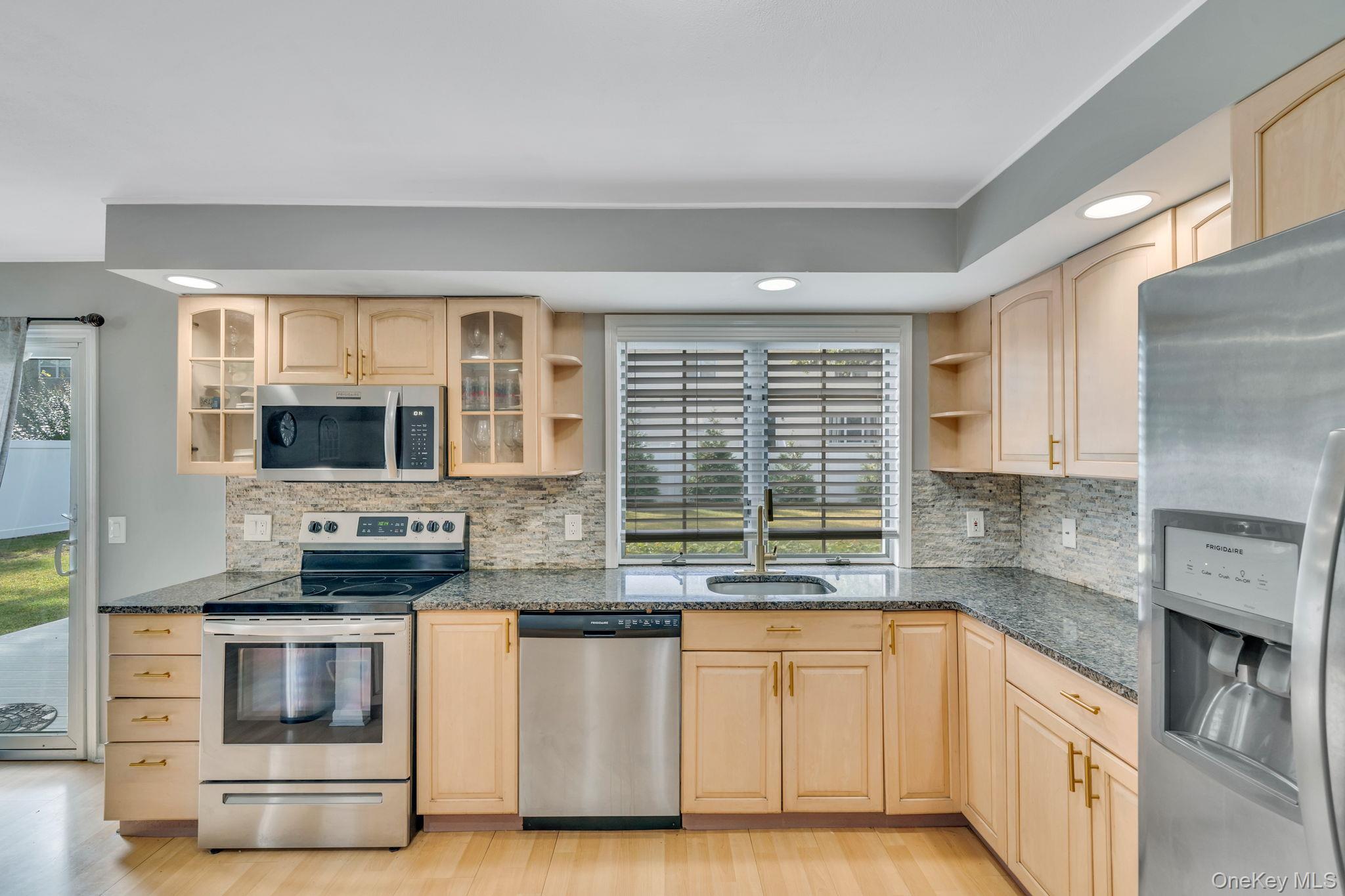 20 Janet Street, Port Jefferson Station, NY 11776