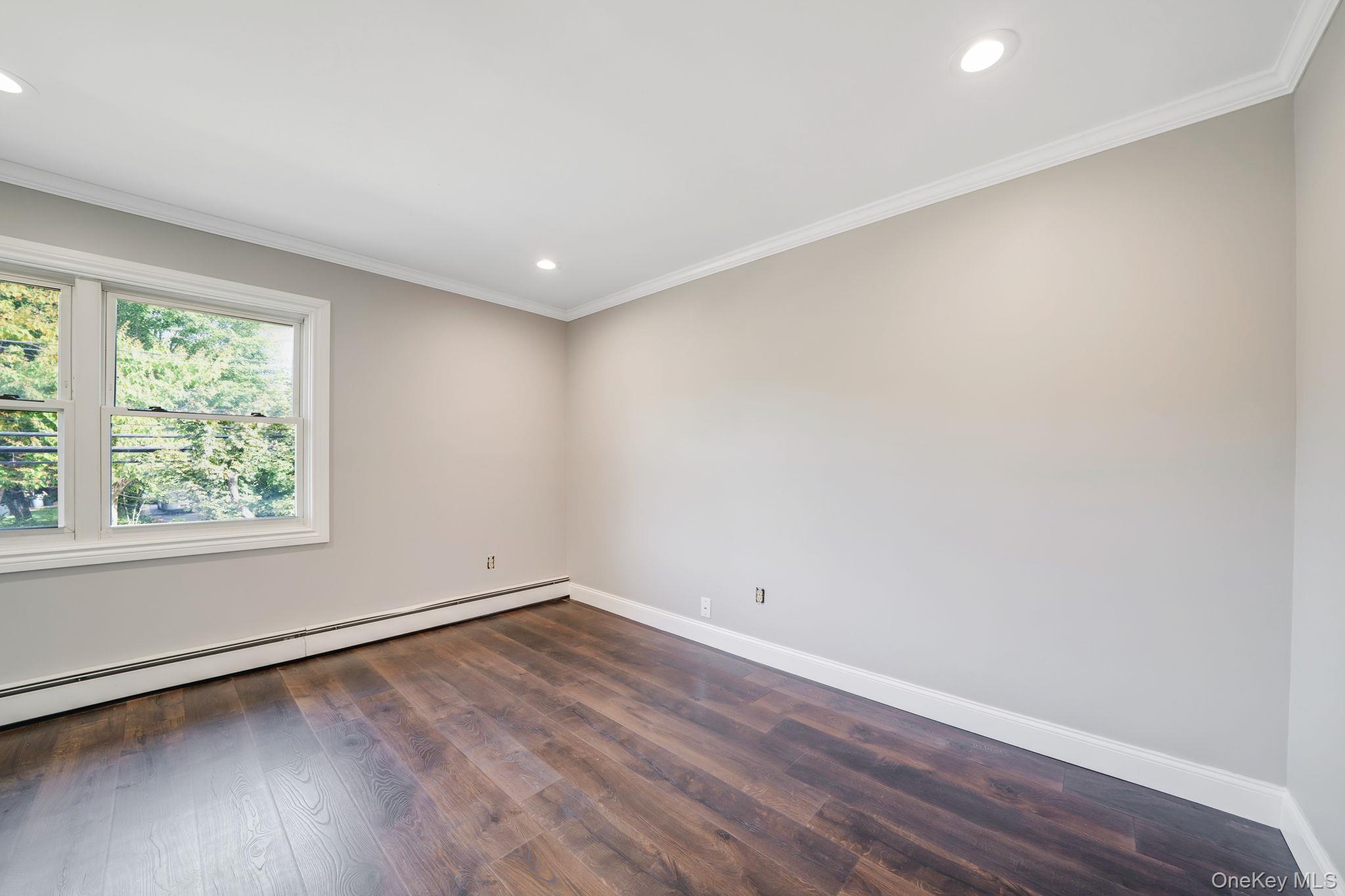 20 Janet Street, Port Jefferson Station, NY 11776