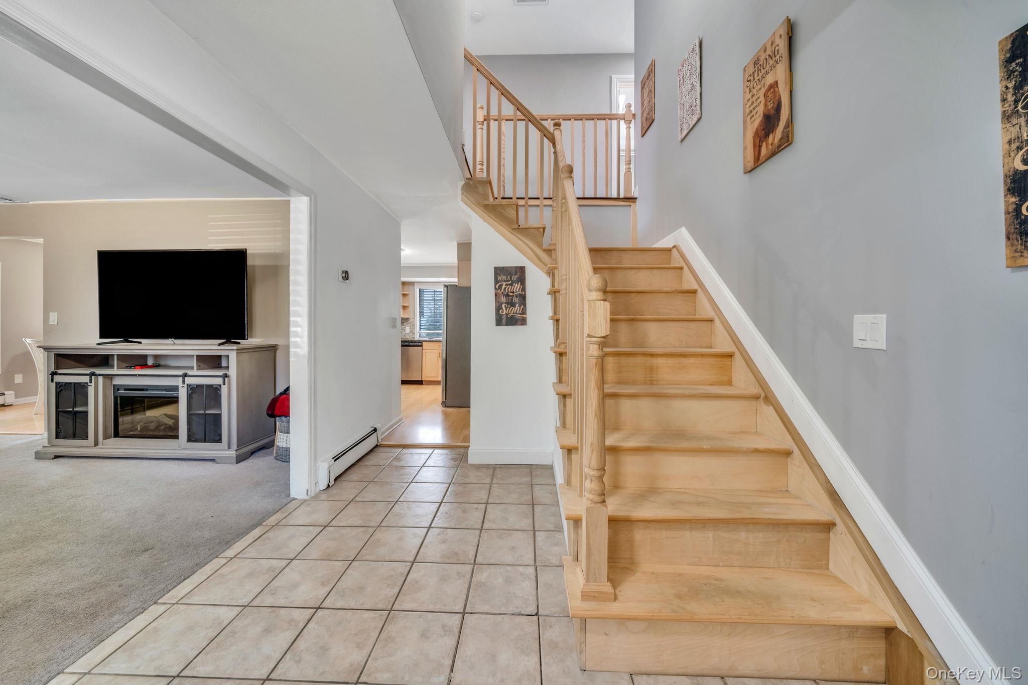 20 Janet Street, Port Jefferson Station, NY 11776