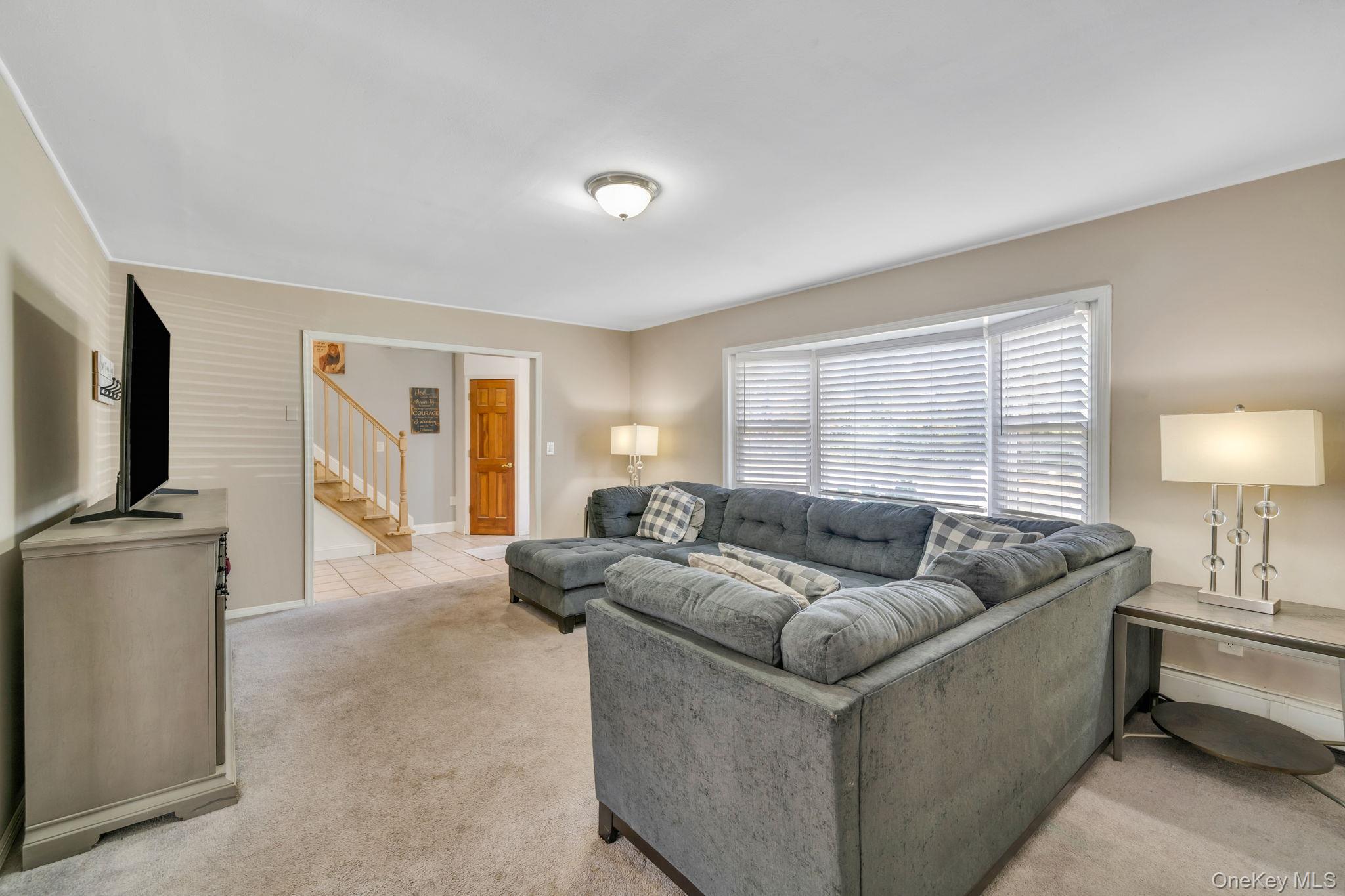 20 Janet Street, Port Jefferson Station, NY 11776