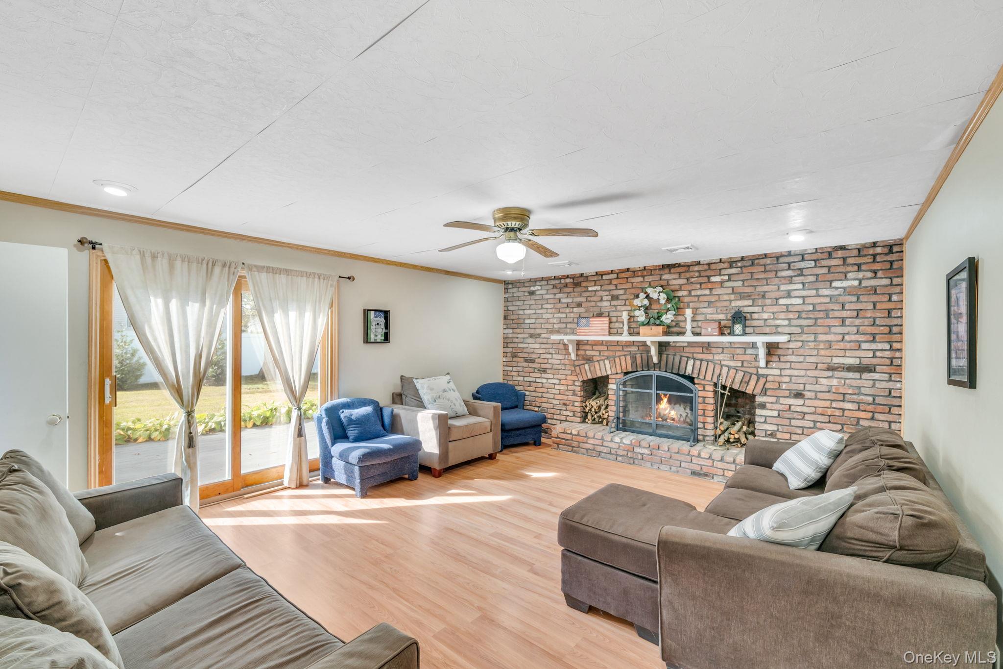 20 Janet Street, Port Jefferson Station, NY 11776