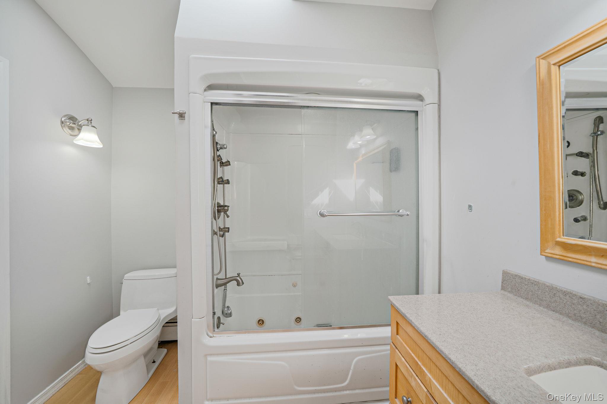 20 Janet Street, Port Jefferson Station, NY 11776