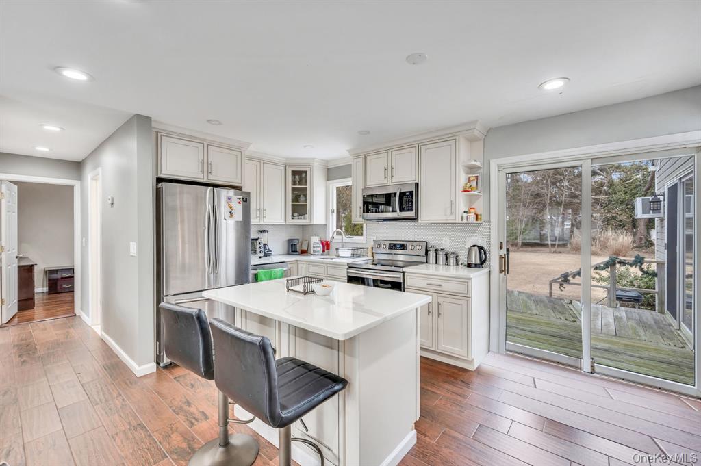 20 Marlon Avenue, Bethpage, NY 11714