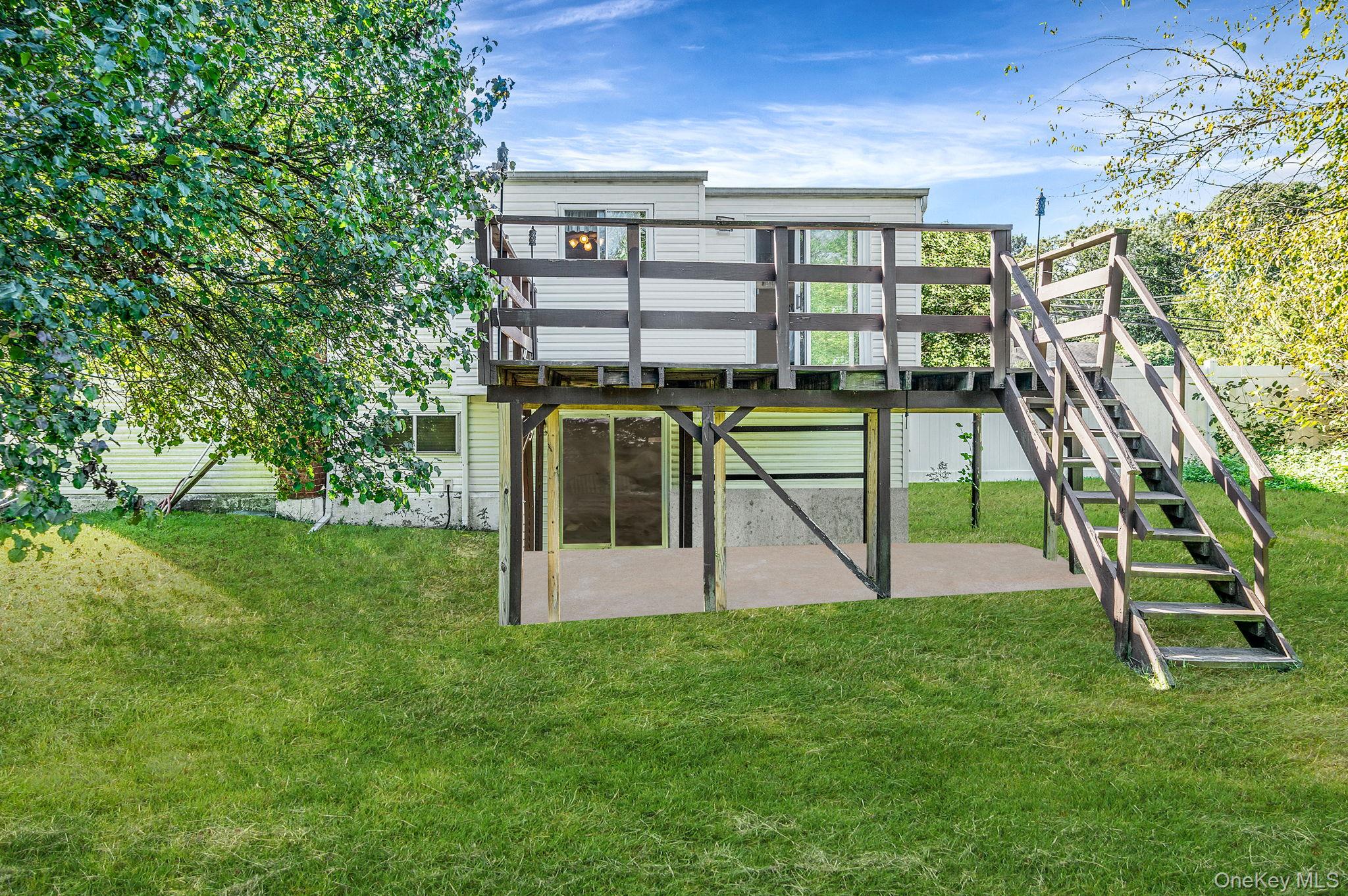 101 Elmwood Avenue, Selden, NY 11784