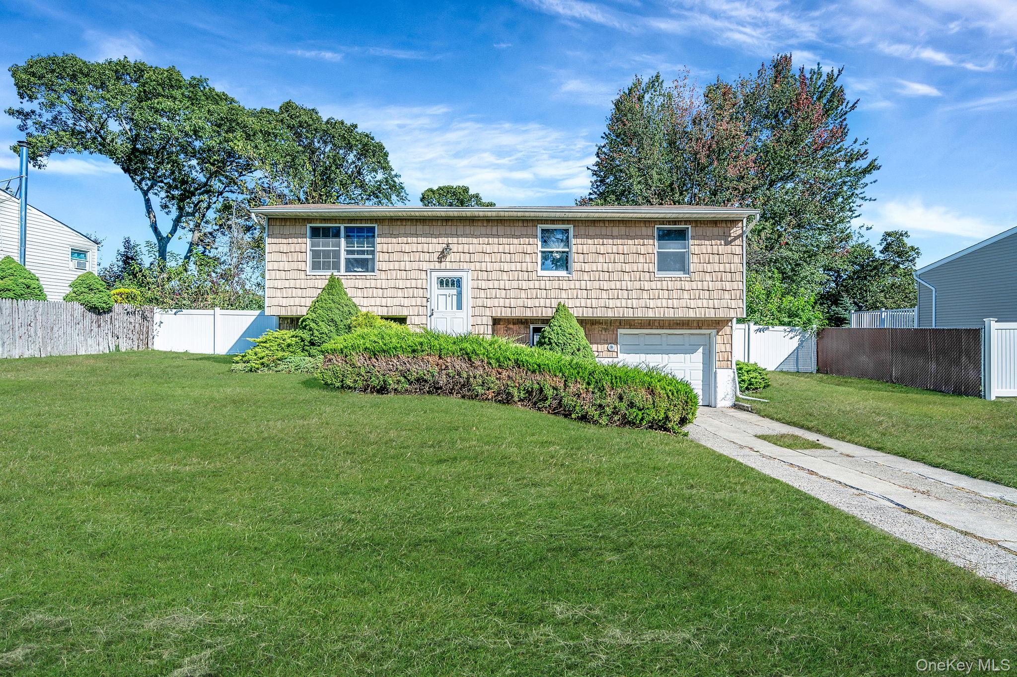 101 Elmwood Avenue, Selden, NY 11784