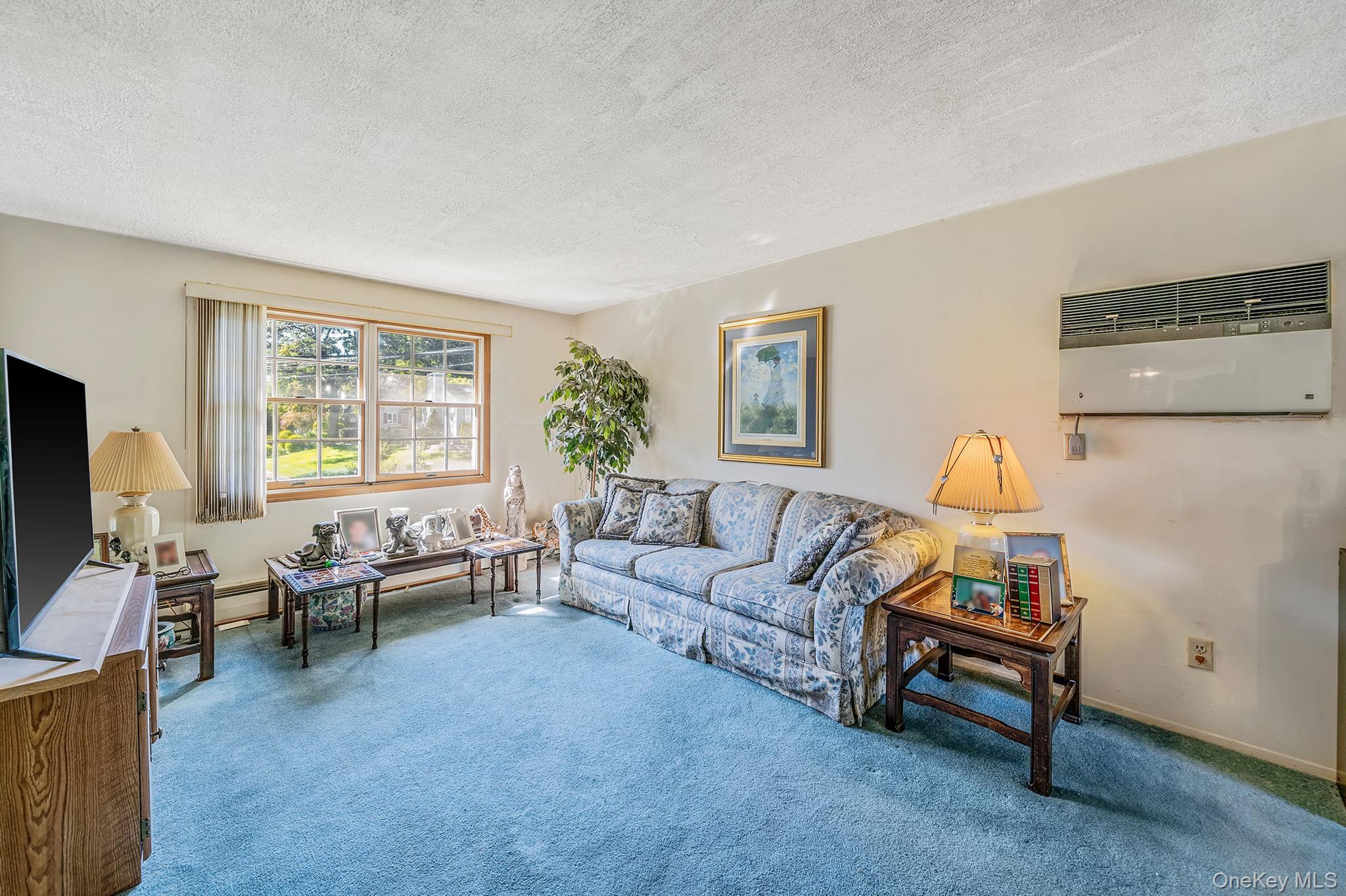 101 Elmwood Avenue, Selden, NY 11784