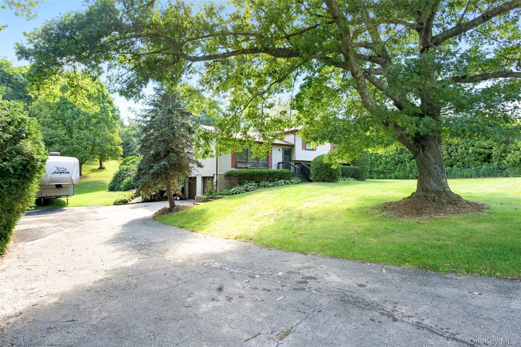 28 Forest Valley Road, Pleasant Valley, NY 12569