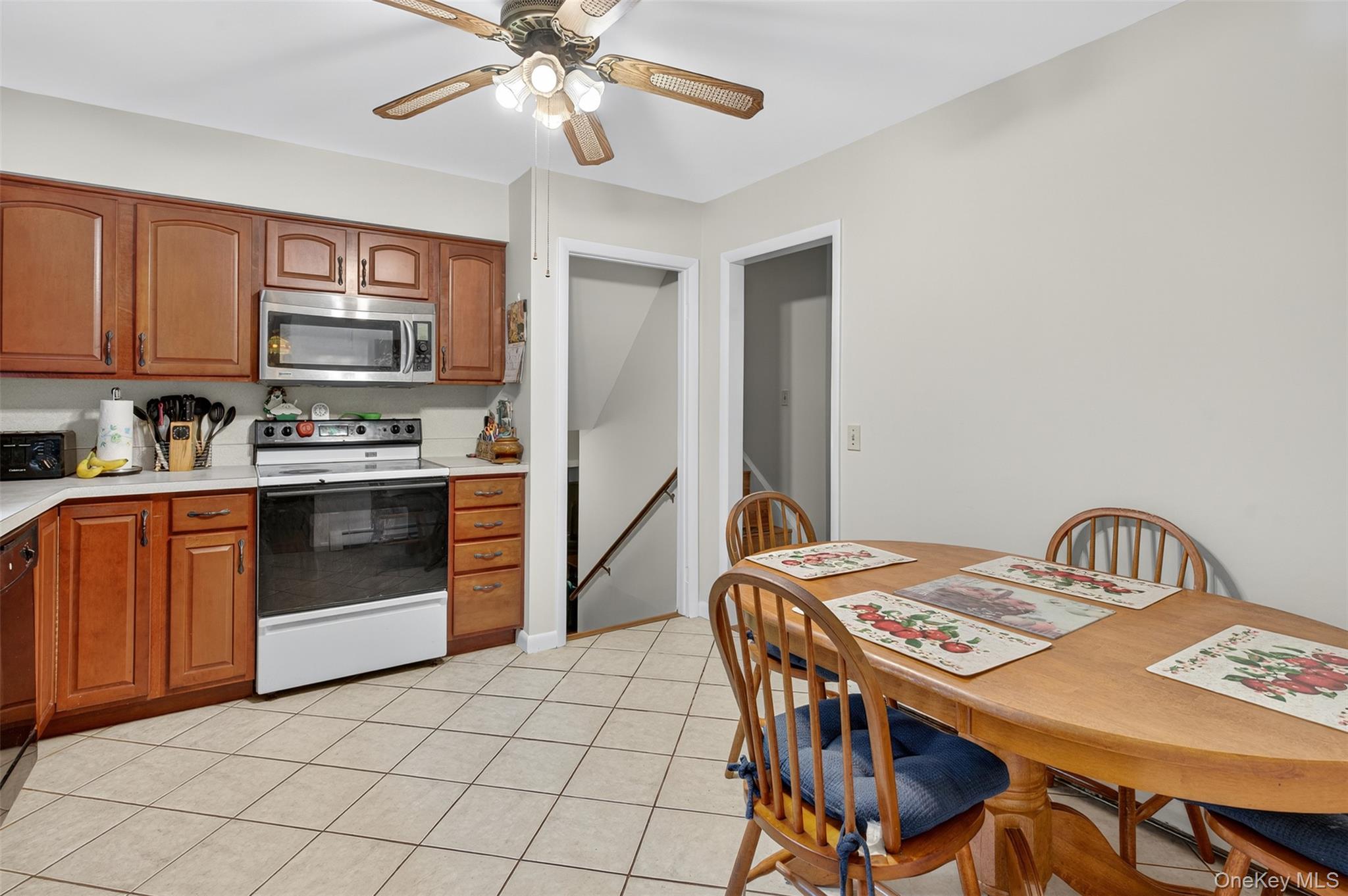 28 Forest Valley Road, Pleasant Valley, NY 12569