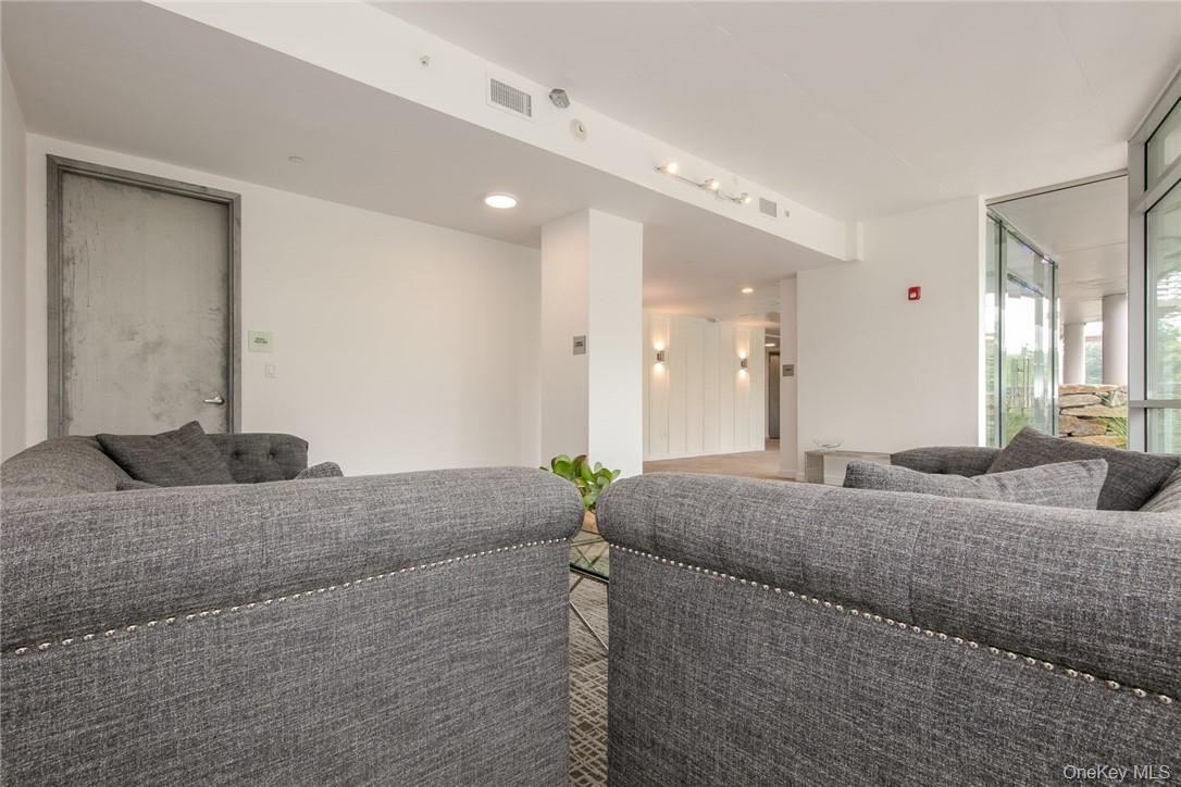 250 S Central Park Avenue # 5C, Hartsdale, NY 10530