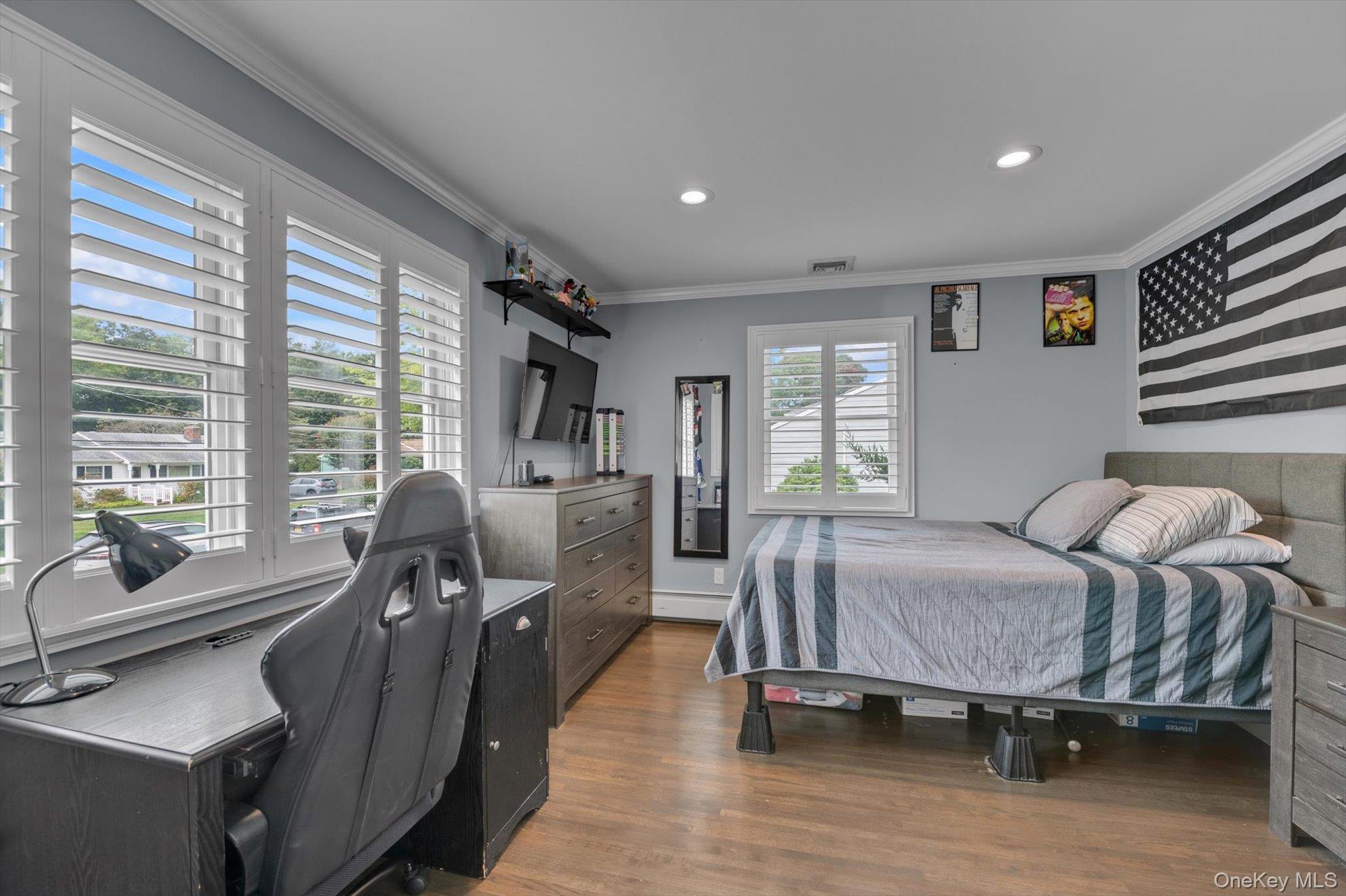 27 Brittany Court, Northport, NY 11768