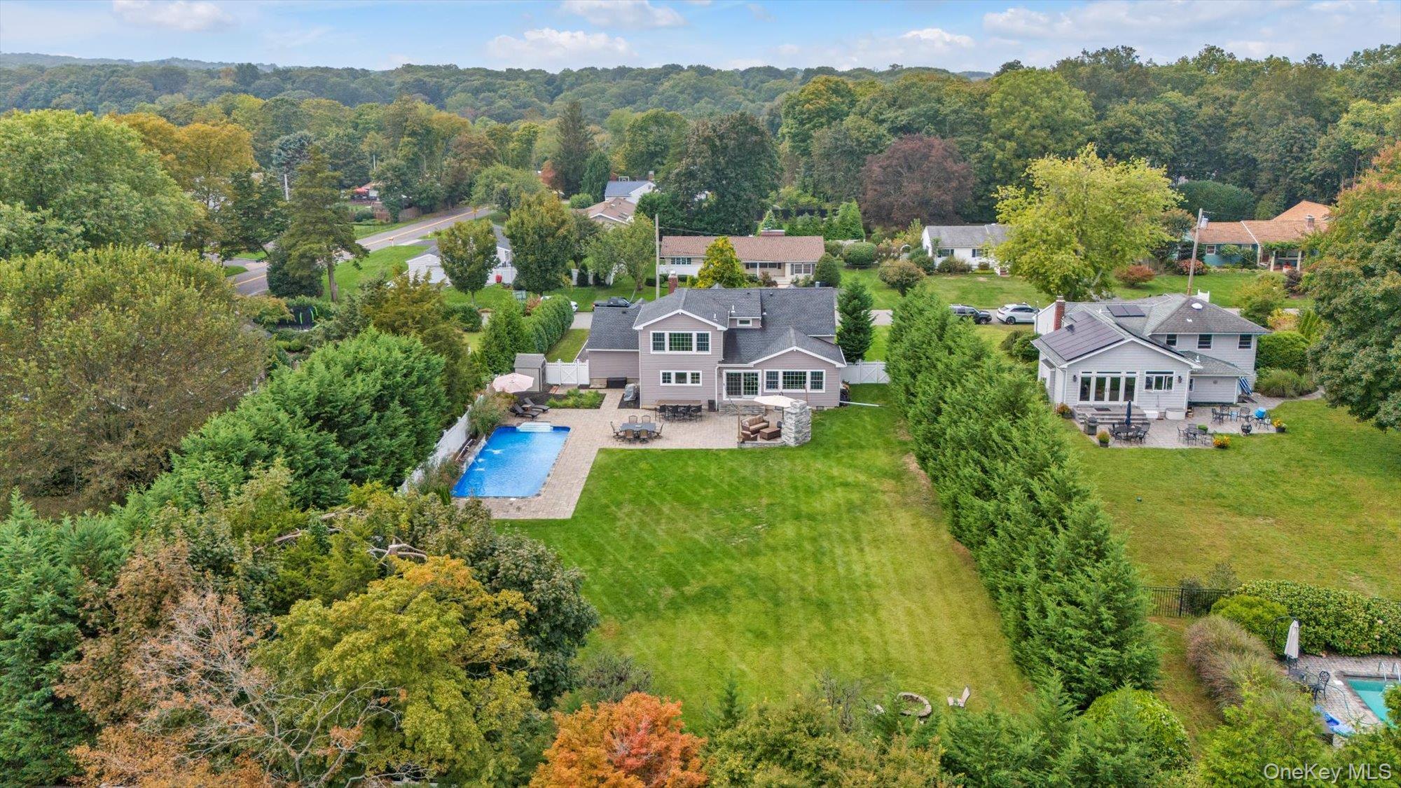 27 Brittany Court, Northport, NY 11768