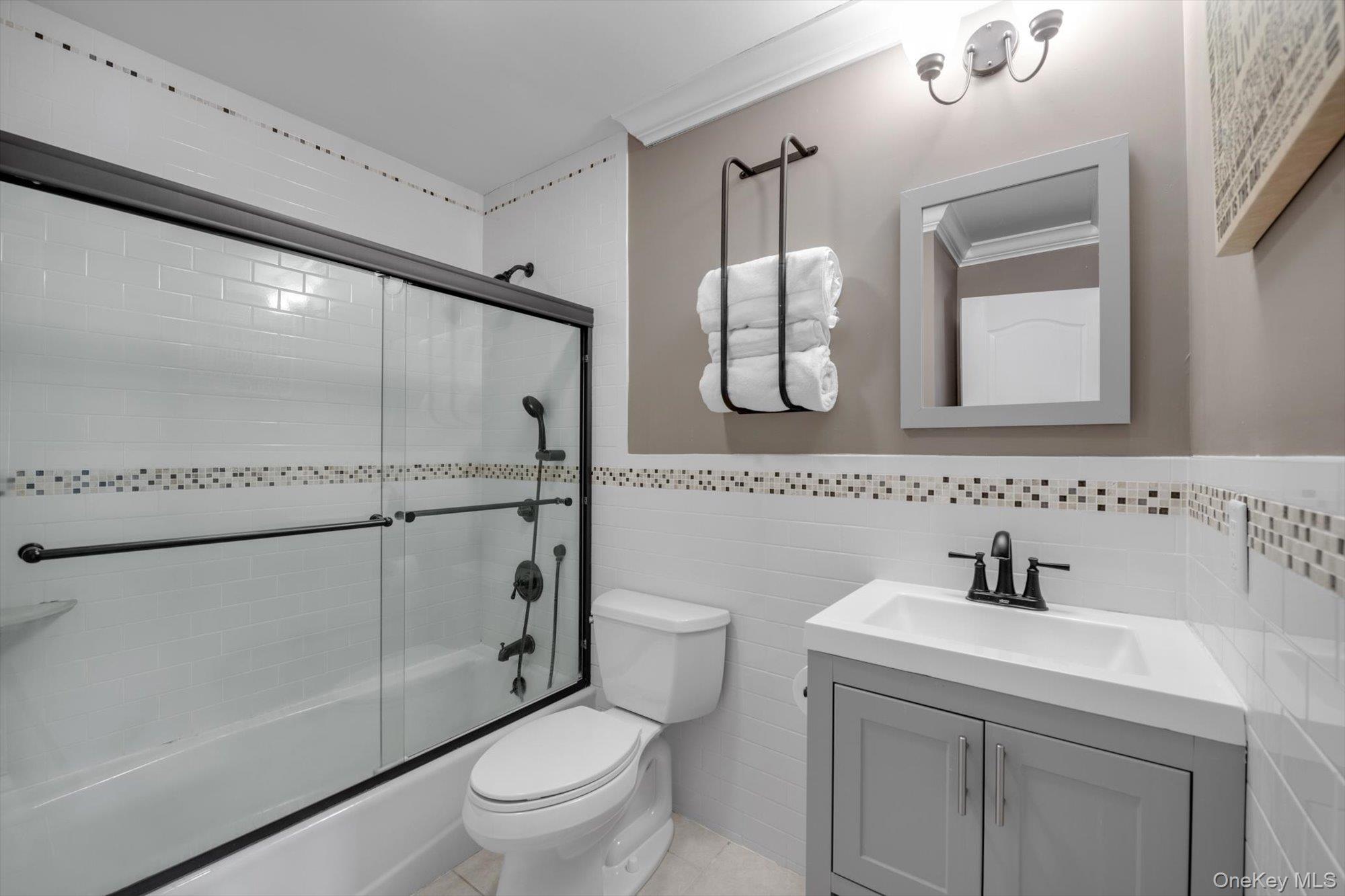 27 Brittany Court, Northport, NY 11768