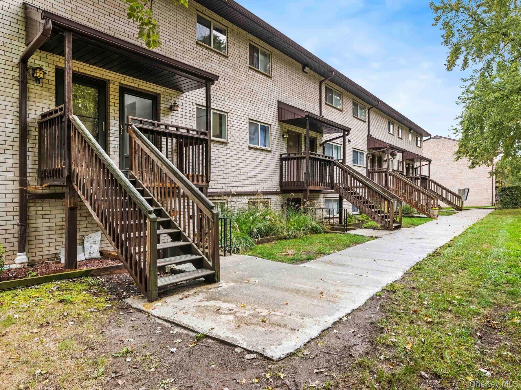 26 Cooper Road # 602, Poughkeepsie, NY 12603