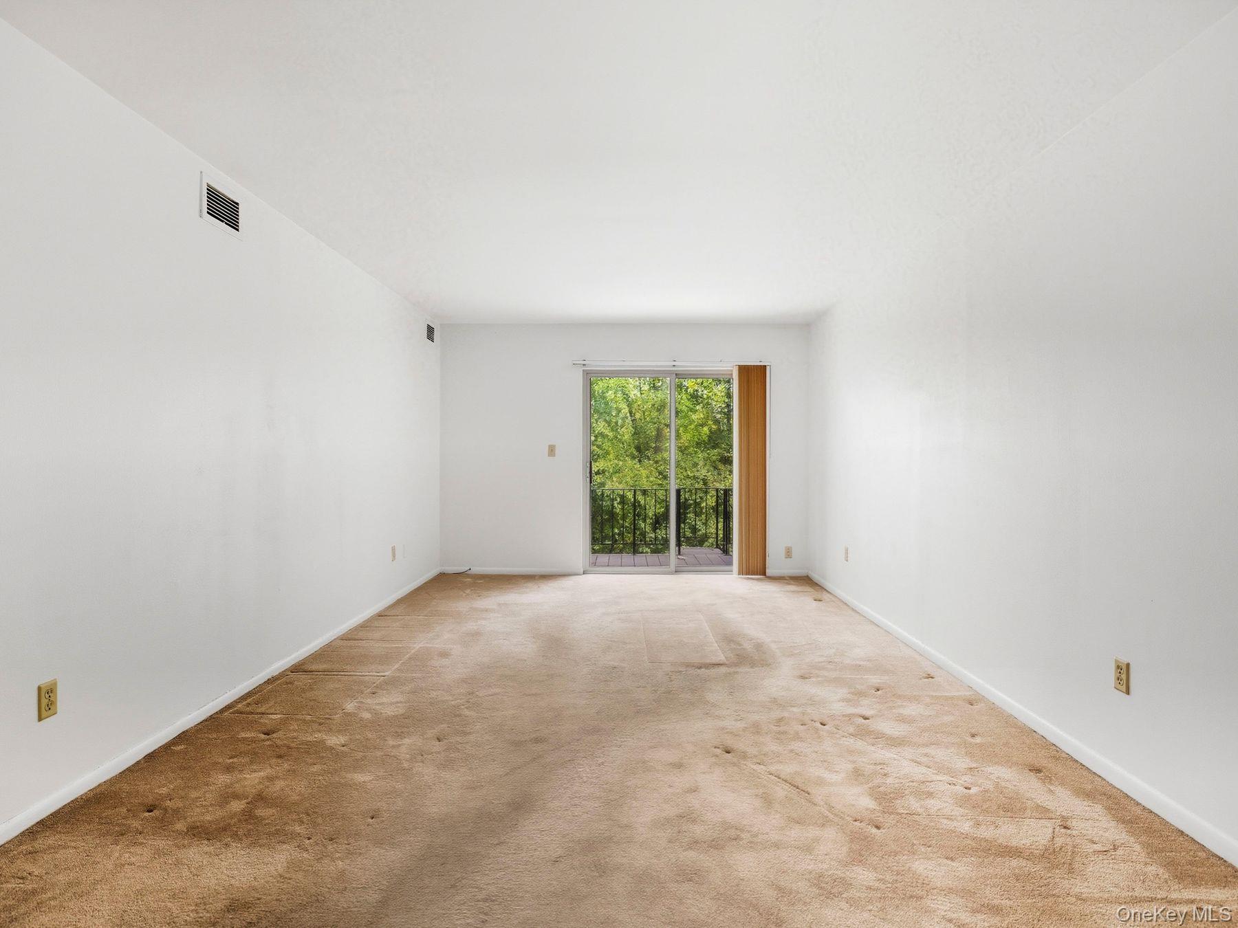 26 Cooper Road # 602, Poughkeepsie, NY 12603