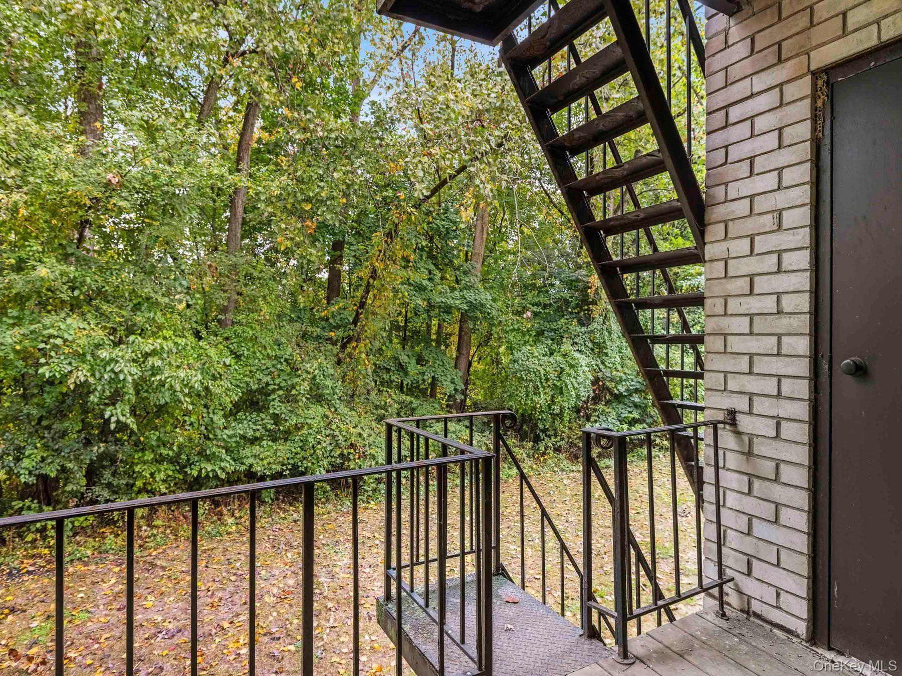 26 Cooper Road # 602, Poughkeepsie, NY 12603