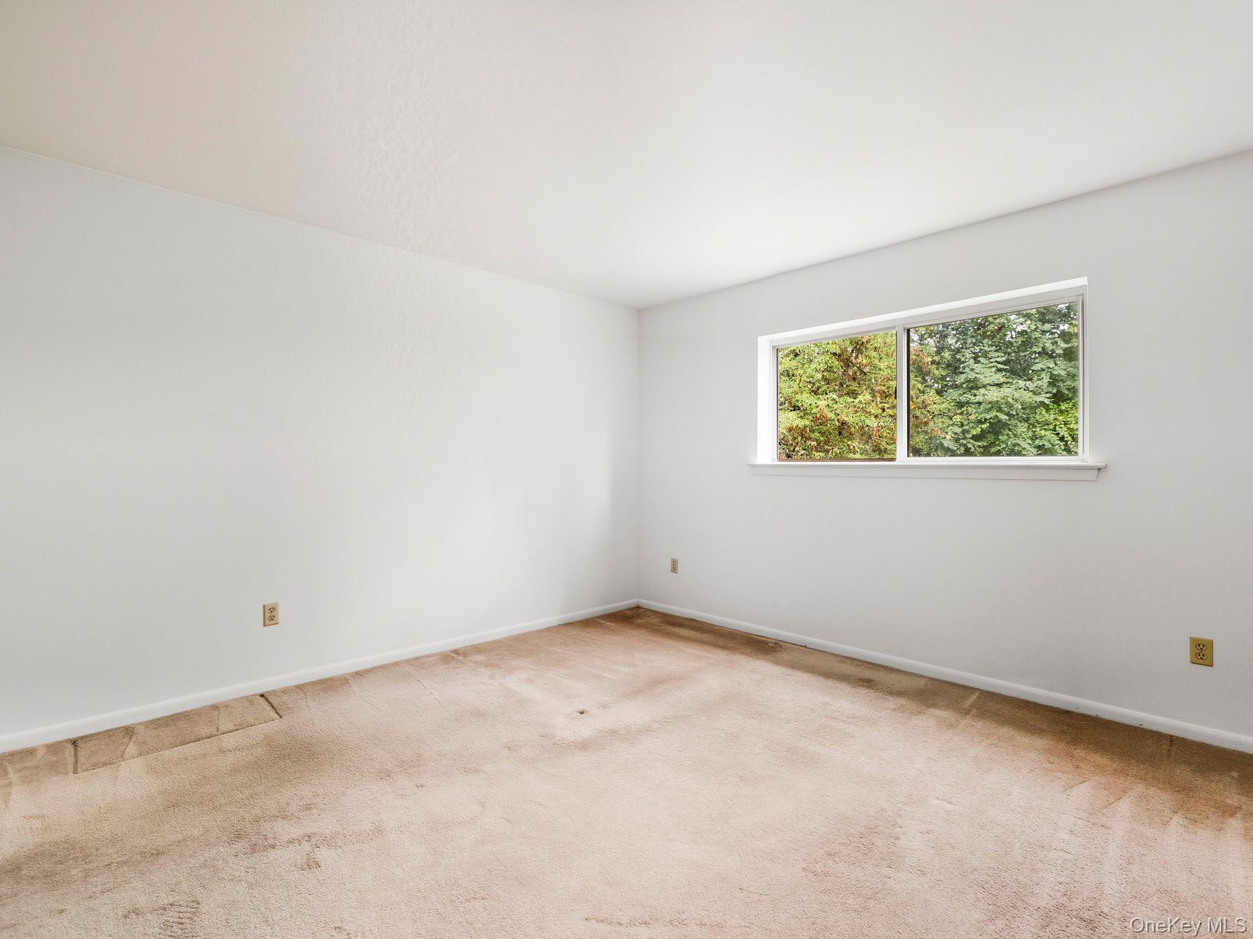 26 Cooper Road # 602, Poughkeepsie, NY 12603