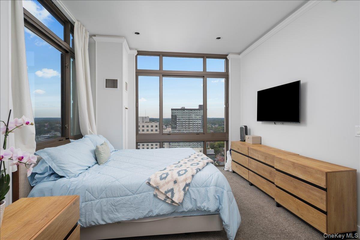 175 Huguenot Street # 2208, New Rochelle, NY 10801