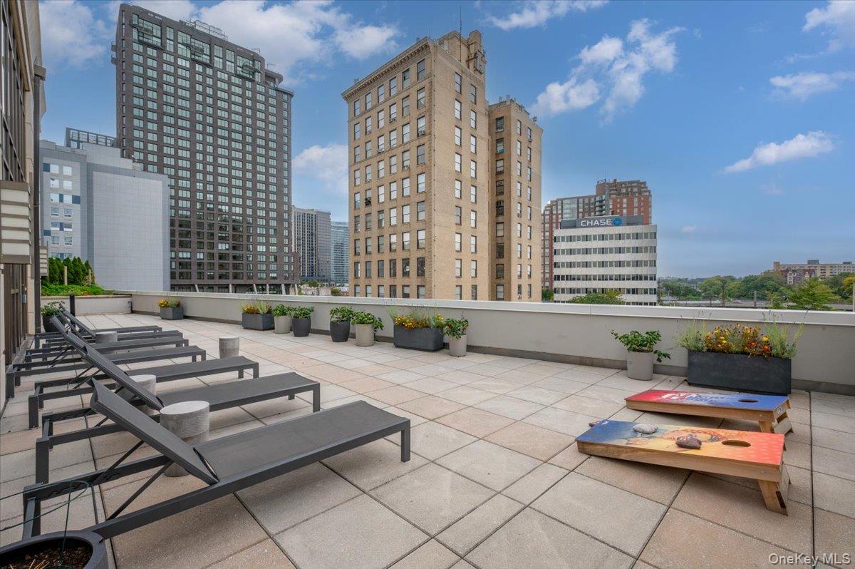 175 Huguenot Street # 2208, New Rochelle, NY 10801