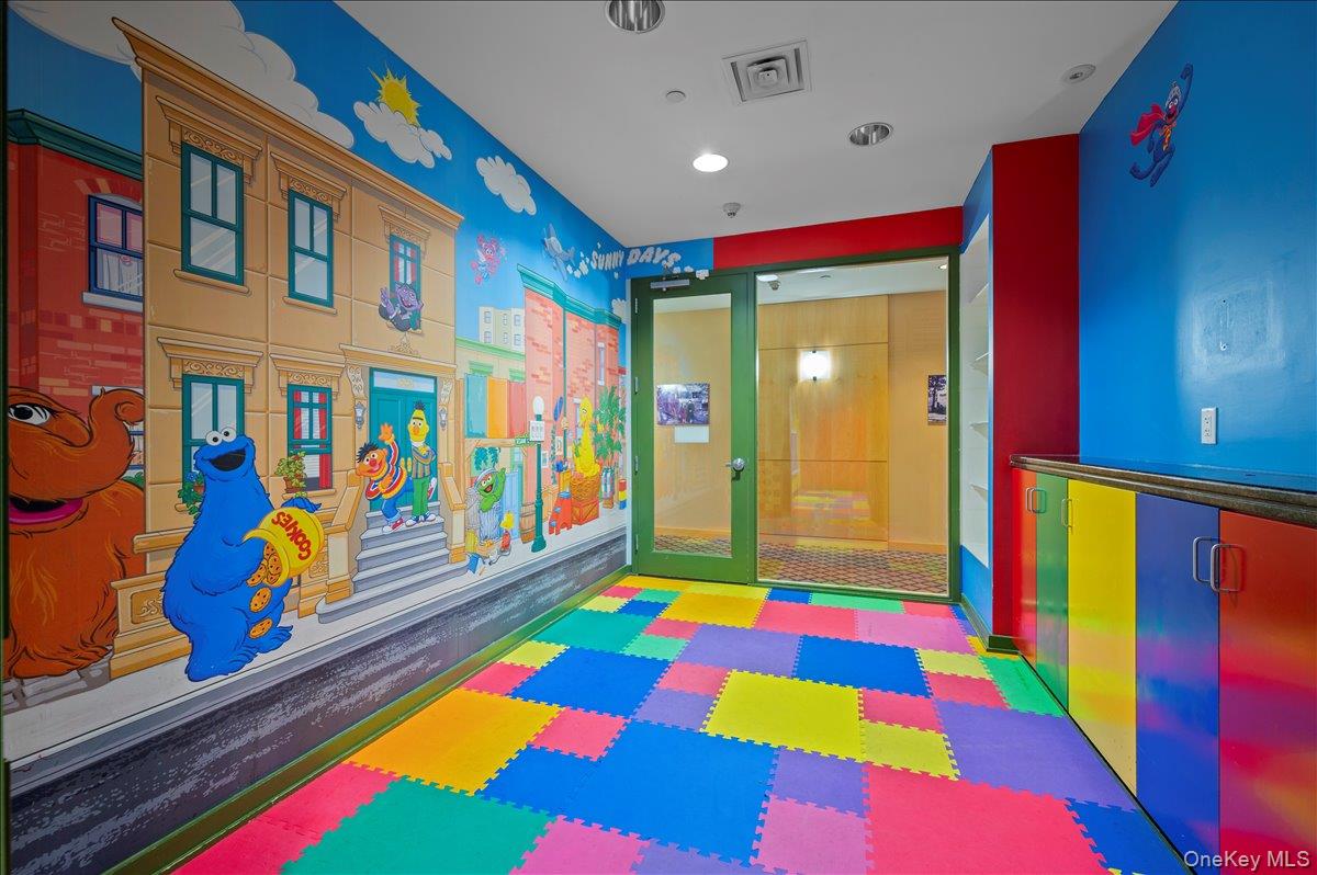 175 Huguenot Street # 2208, New Rochelle, NY 10801